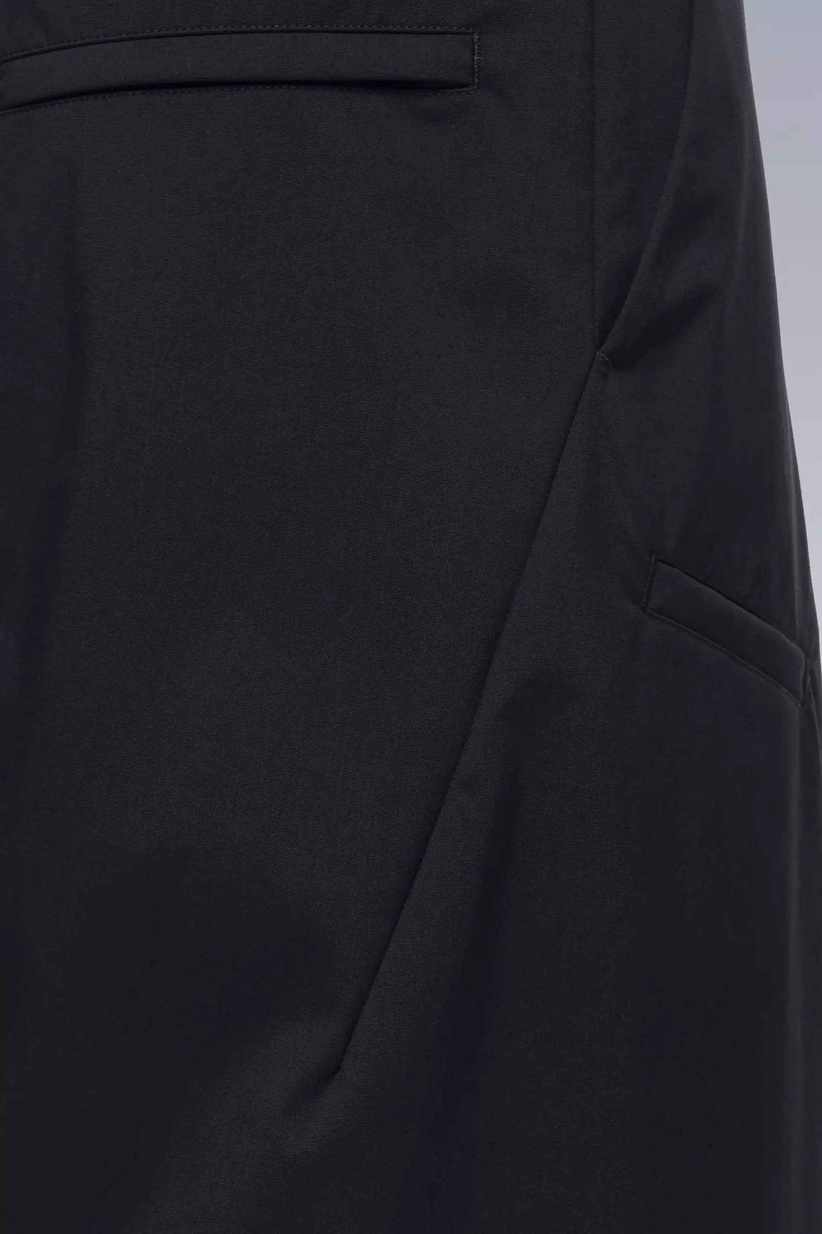 P54-E Encapsulated Nylon Pleated Trouser Black - 24