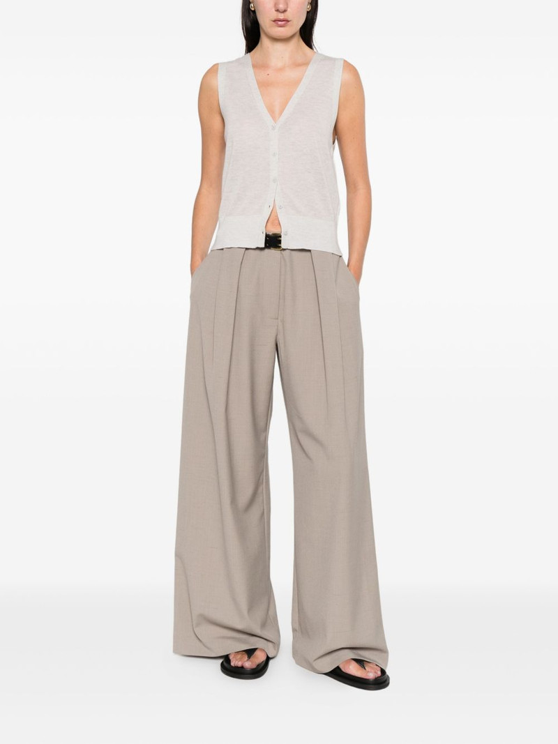 ST. AGNI button vest outlook