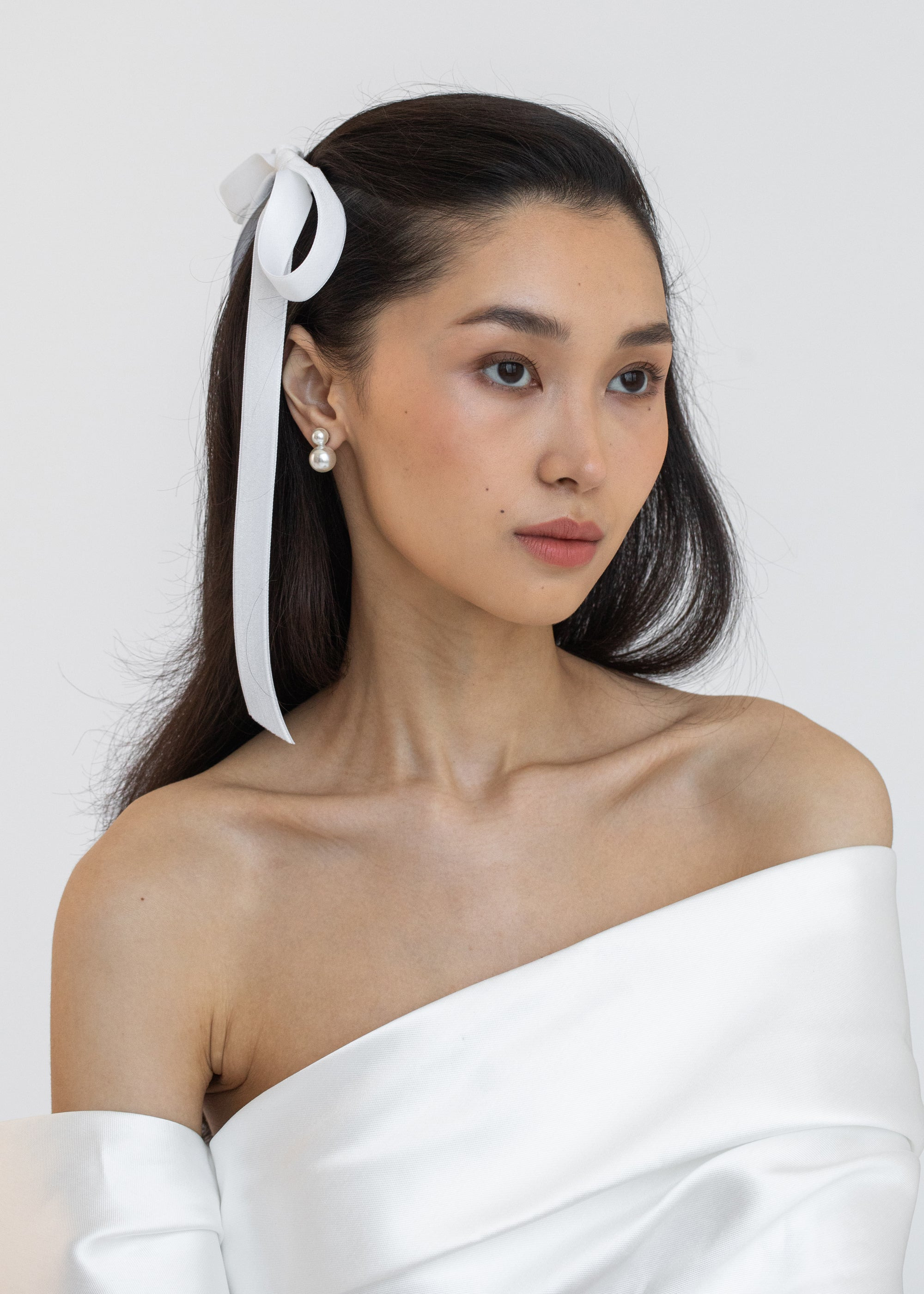 Aida Velvet Bow Barrette - 2
