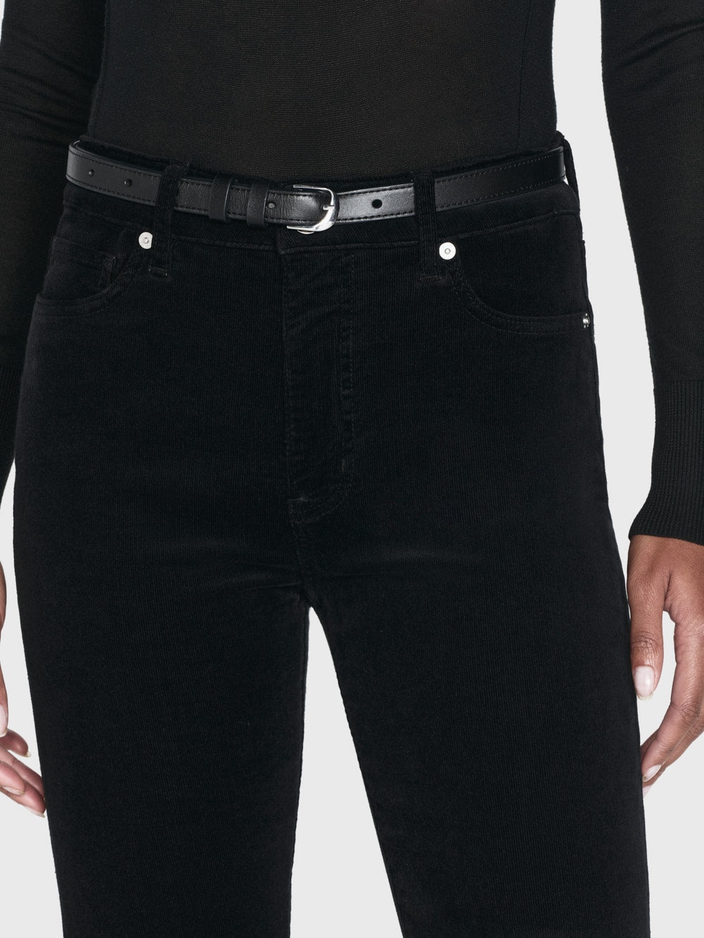 Le Crop Mini Boot Corduroy in Black - 5