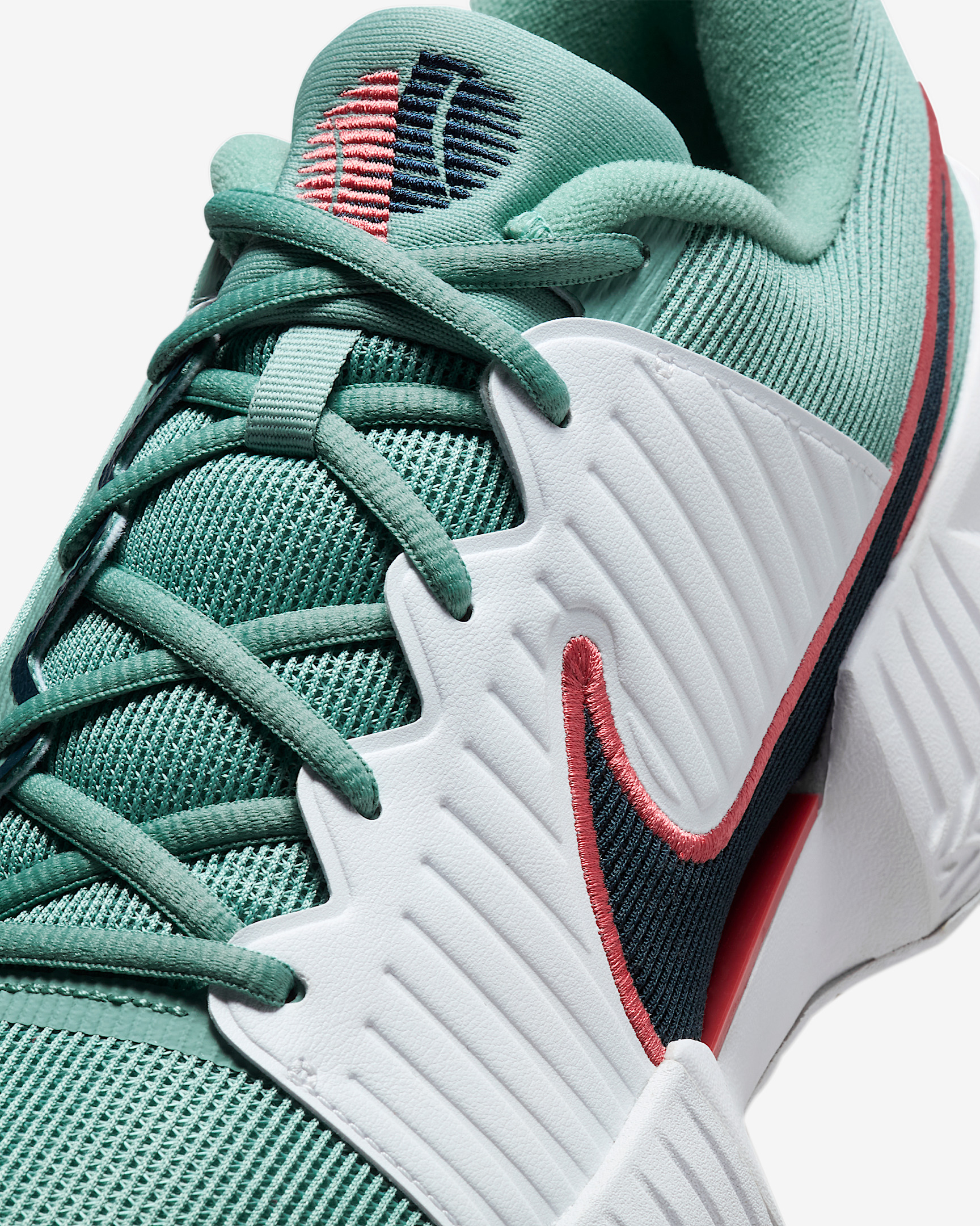 Nike GP Challenge Pro Men's Hard Court Tennis Shoes - 7