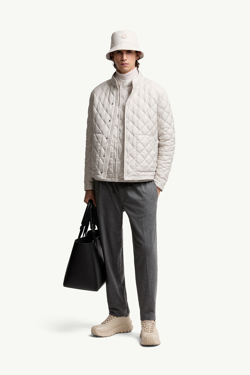 Moncler Oise Diamond-Quilted Short Down Jacket outlook