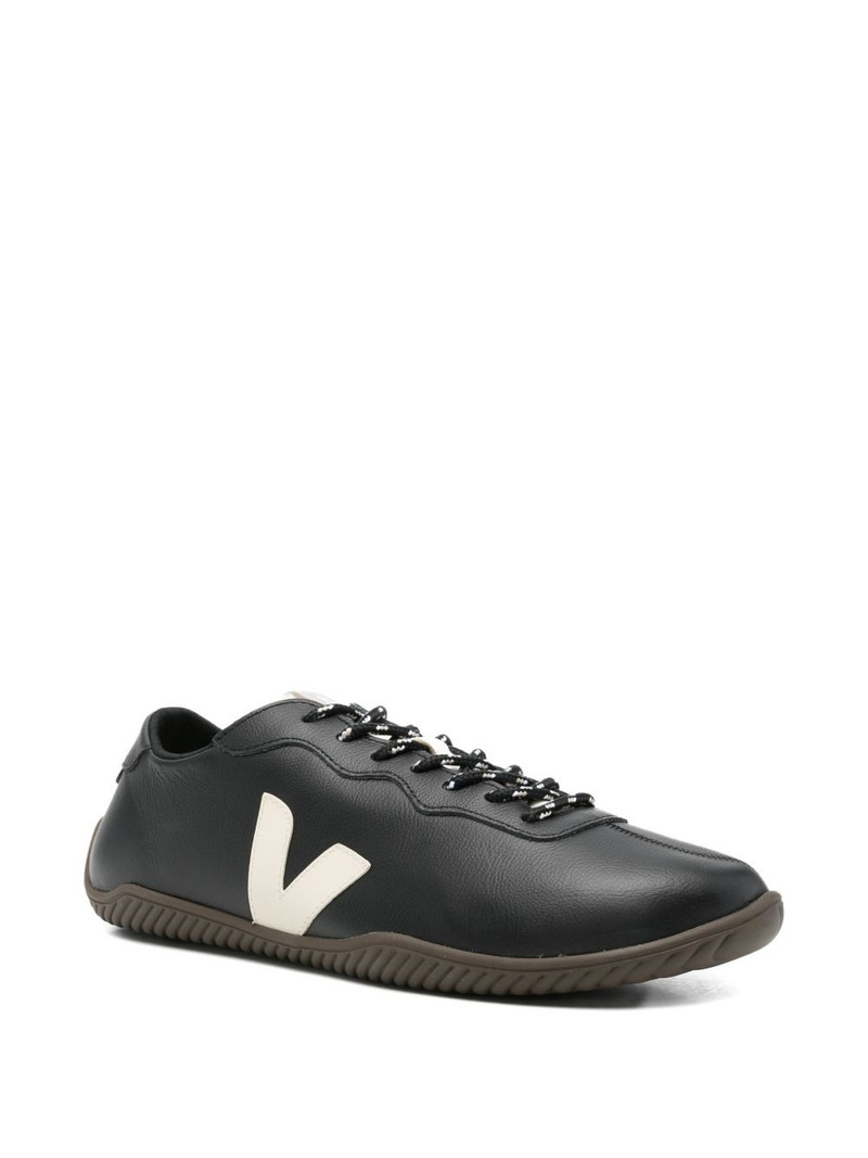 VEJA Jitsu sneakers outlook