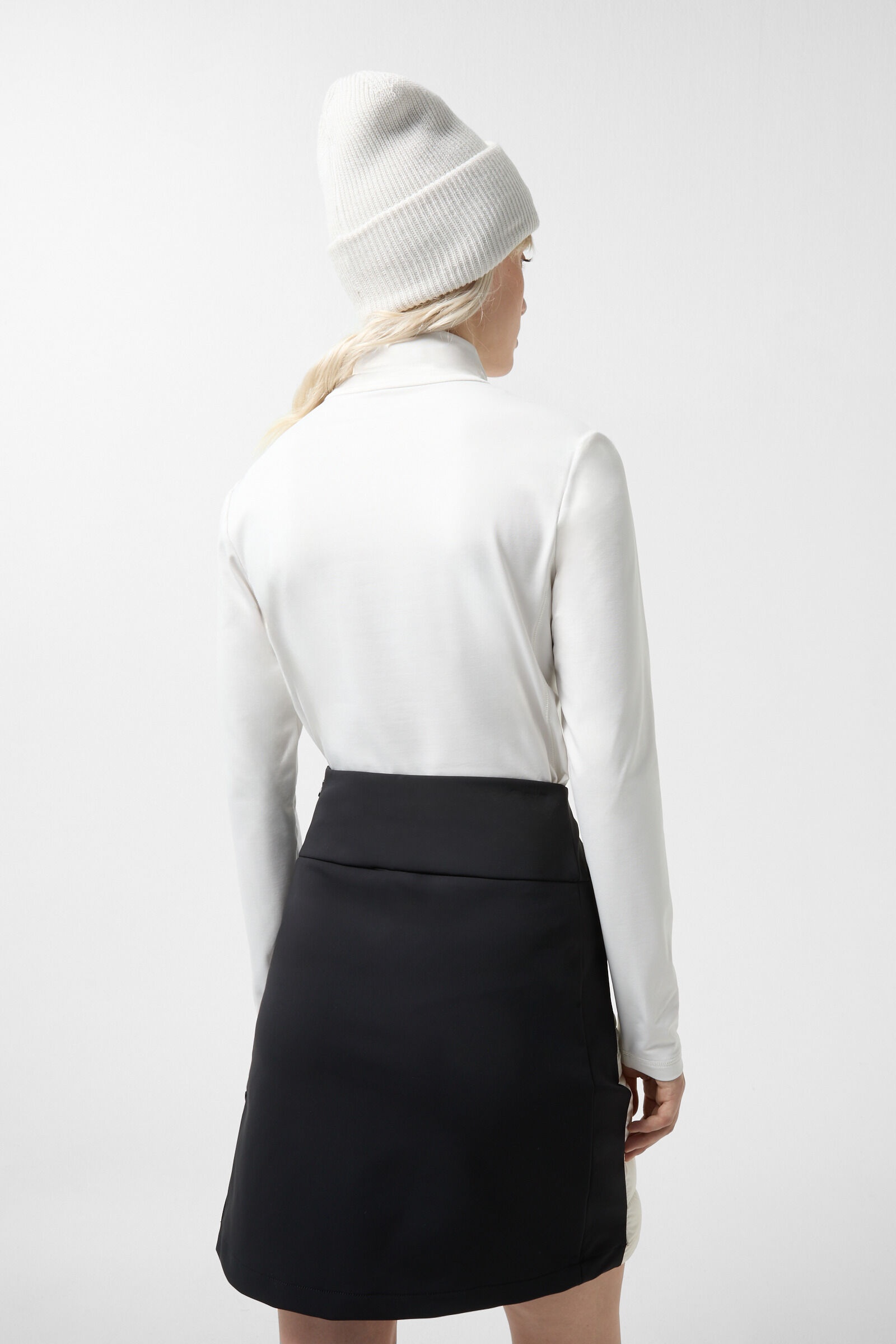 Margo First layer in Off-white - 3