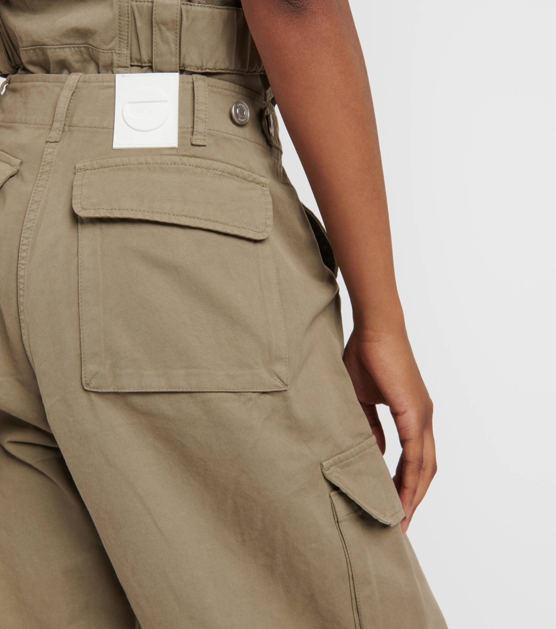 Wide-leg cotton cargo pants - 7