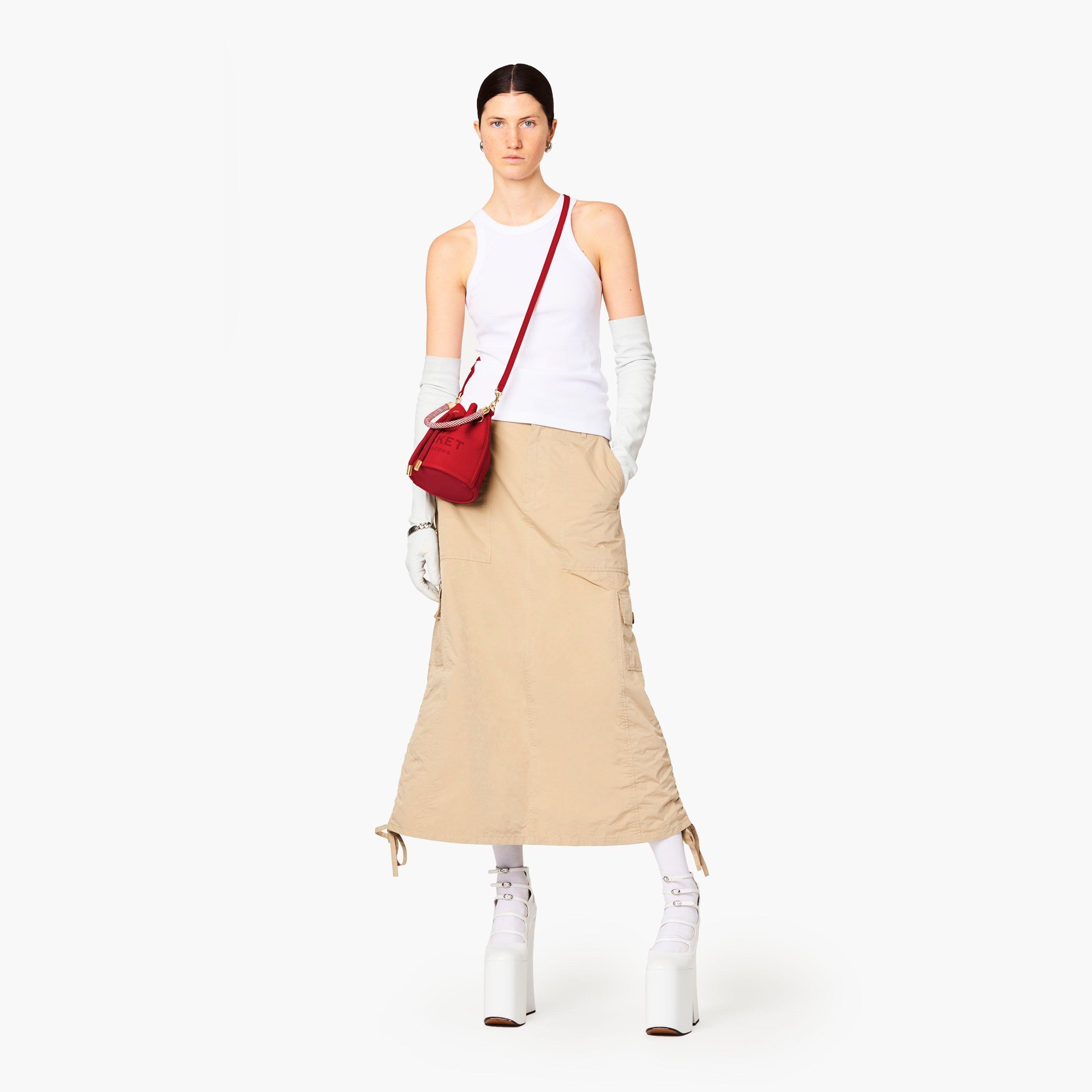 THE LEATHER MICRO BUCKET BAG - 2