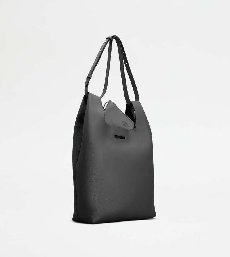 T TIMELESS SHOULDER BAG IN LEATHER MEDIUM - BLACK 3