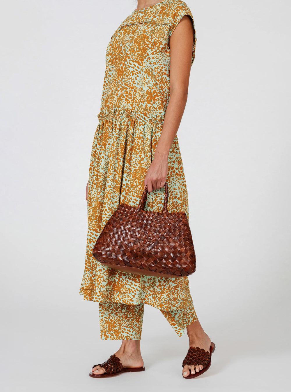 Dragon Diffusion Women 'Santa Croce' Brown Handbag With Two Top Handles And Interwoven Design In Lea - 6