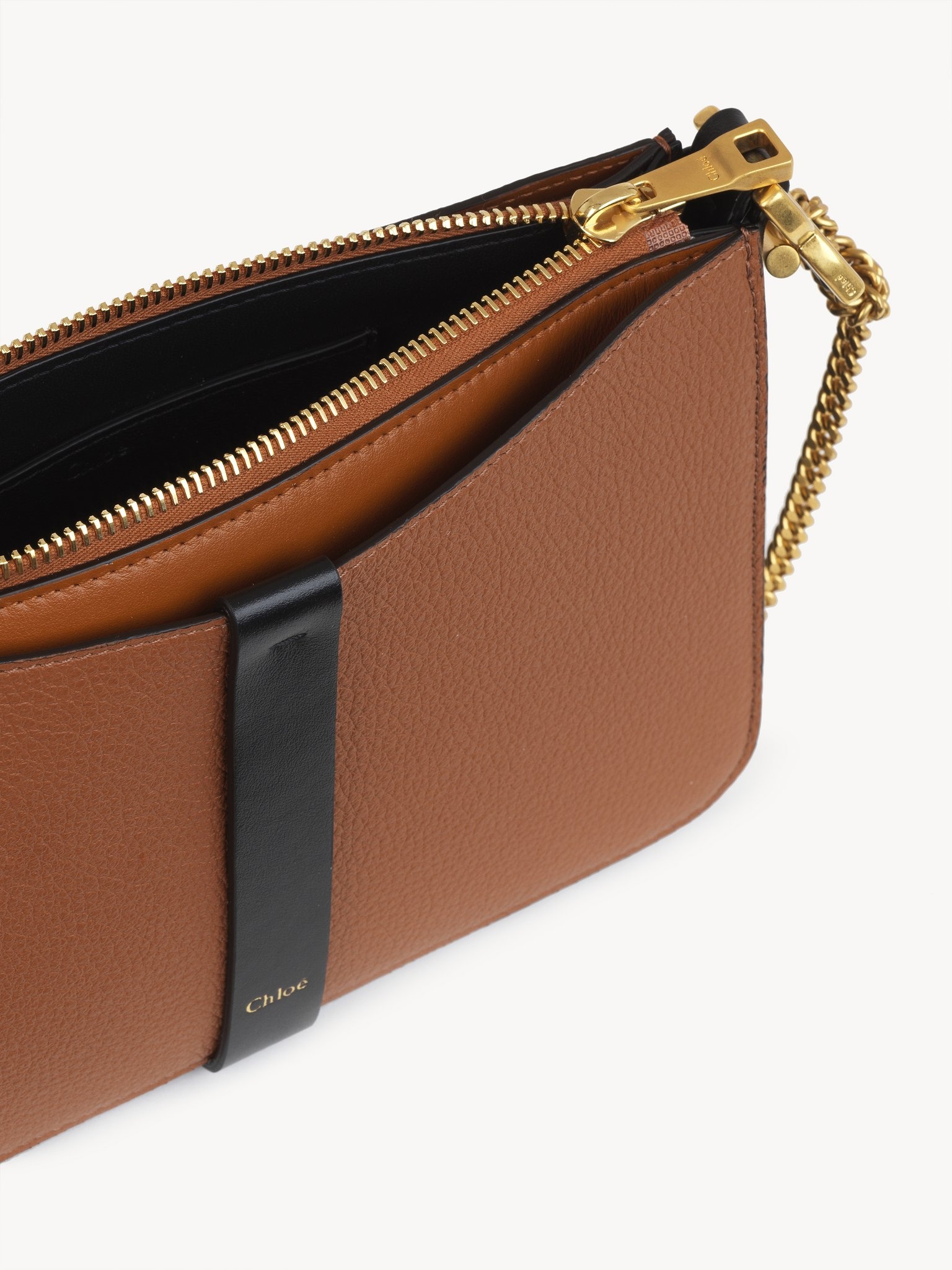 MARCIE POUCH ON CHAIN IN GRAINED LEATHER - 4