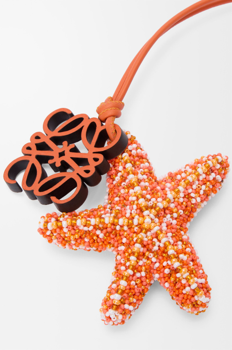 Loewe Star Anagram charm in beads and calfskin outlook
