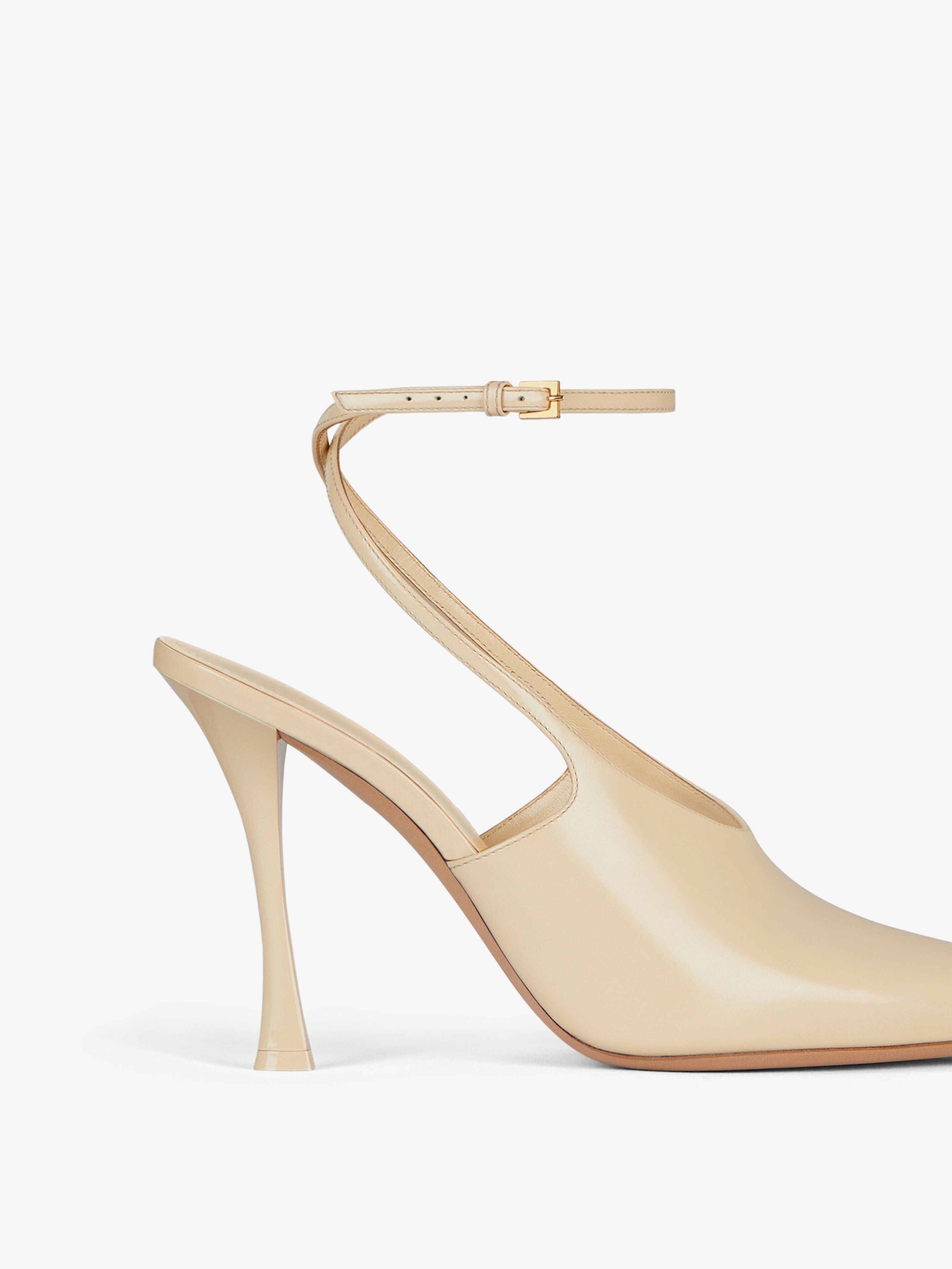 【関税&送料込】Givenchy Show Brushed Leather Slingbacks Show slingbacks in patent leather in - black | Givenchy US