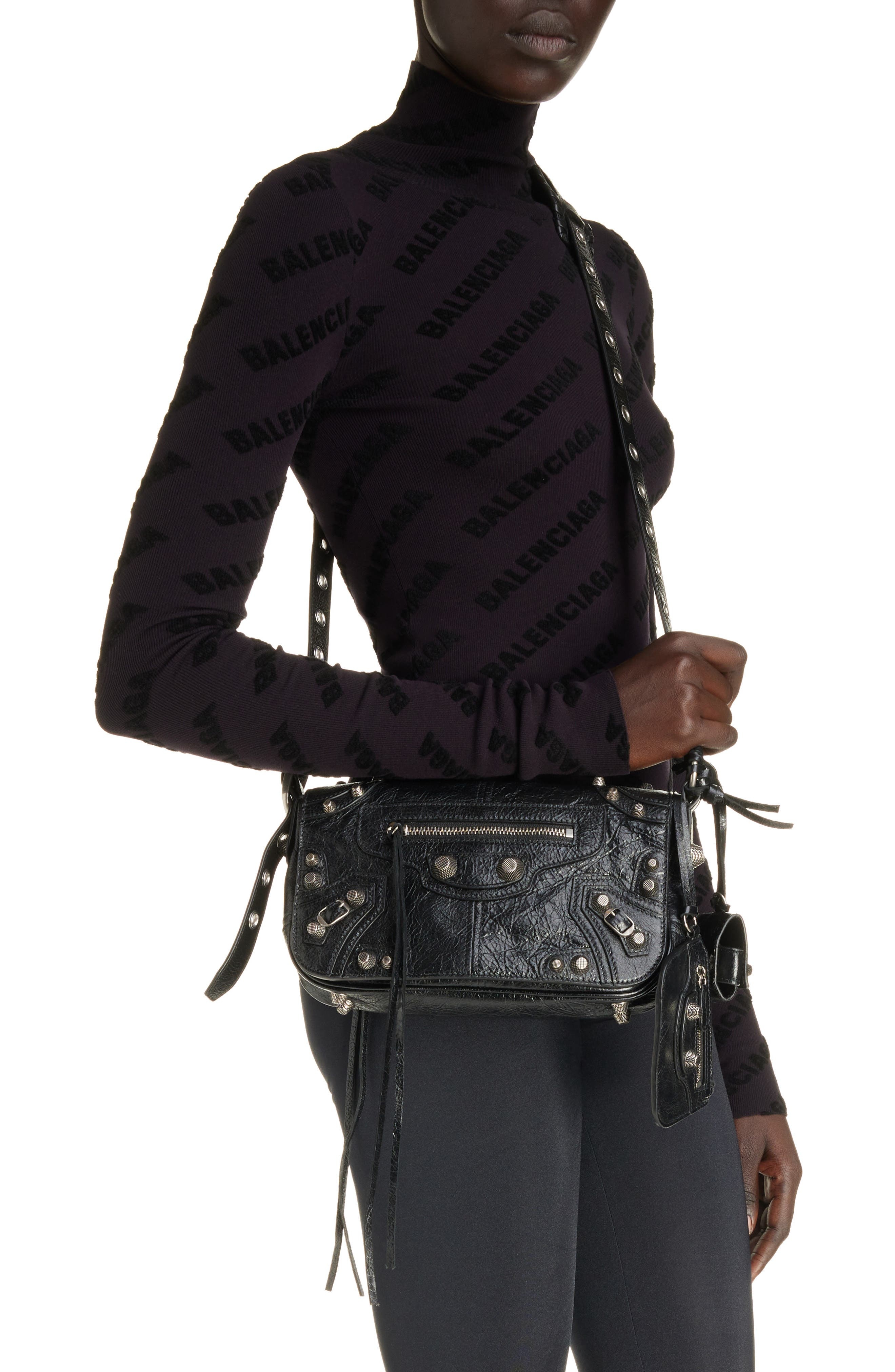 Extra Small Le Cagole Leather Crossbody Bag - 2