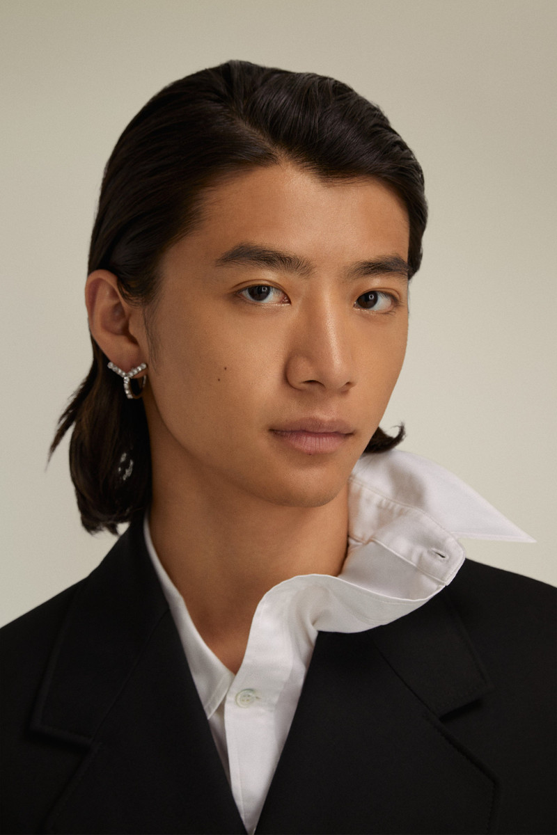 Classic Twisted Lapel Blazer 3