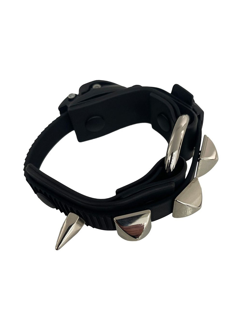 spikes bracelet 1