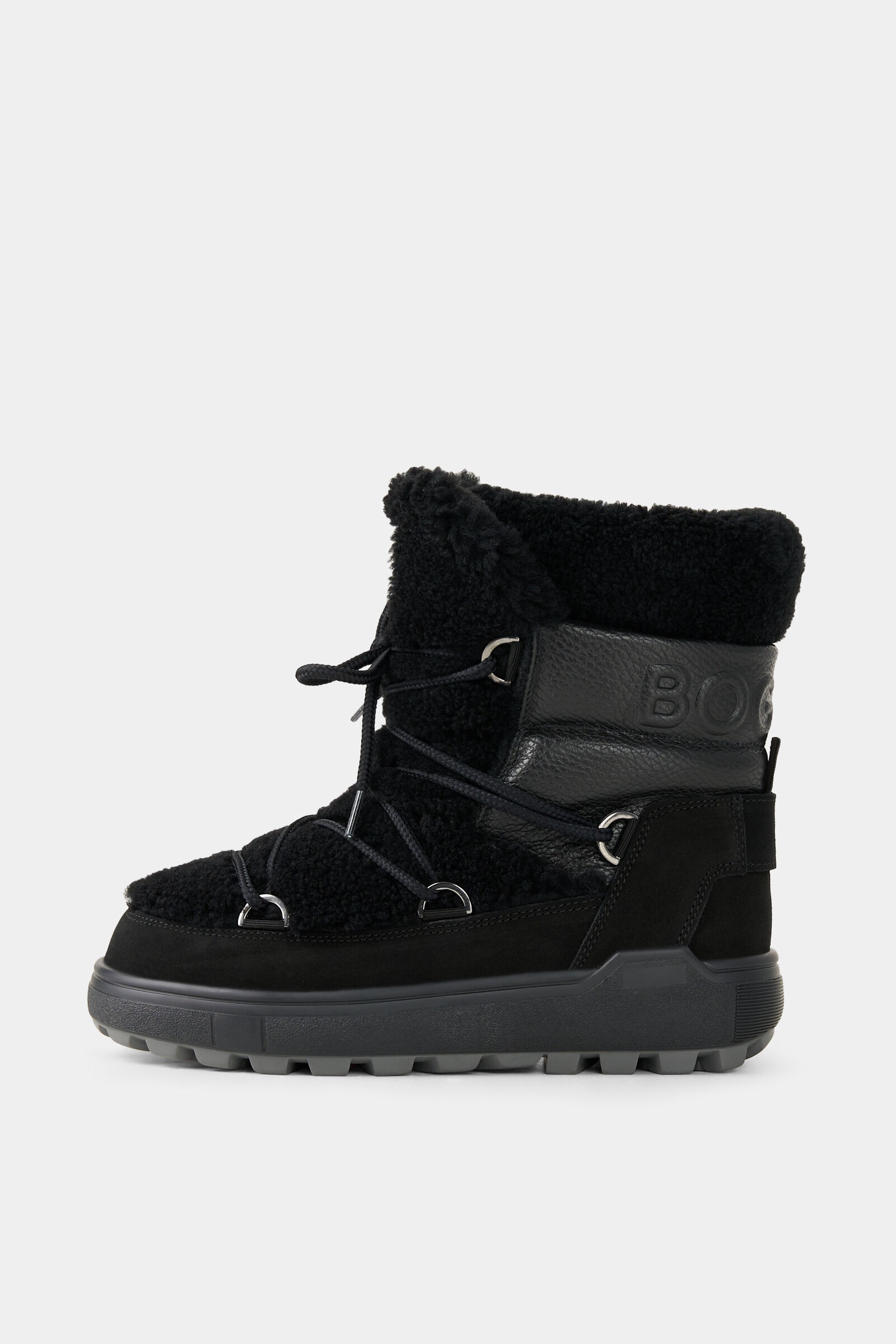 Chamonix Snow boots with spikes in Black - 1