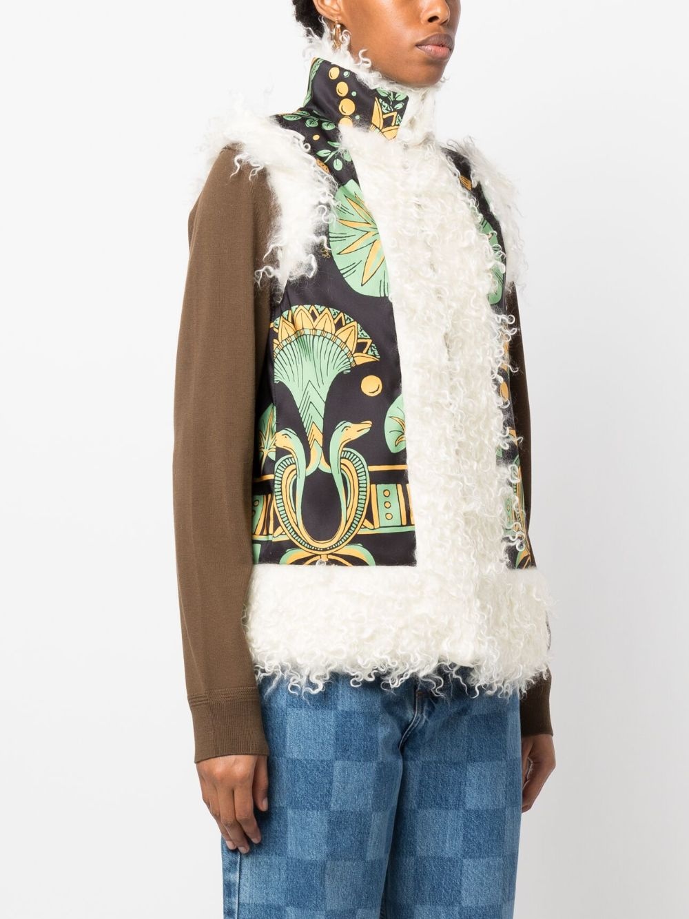 graphic-print shearling-trim vest - 3