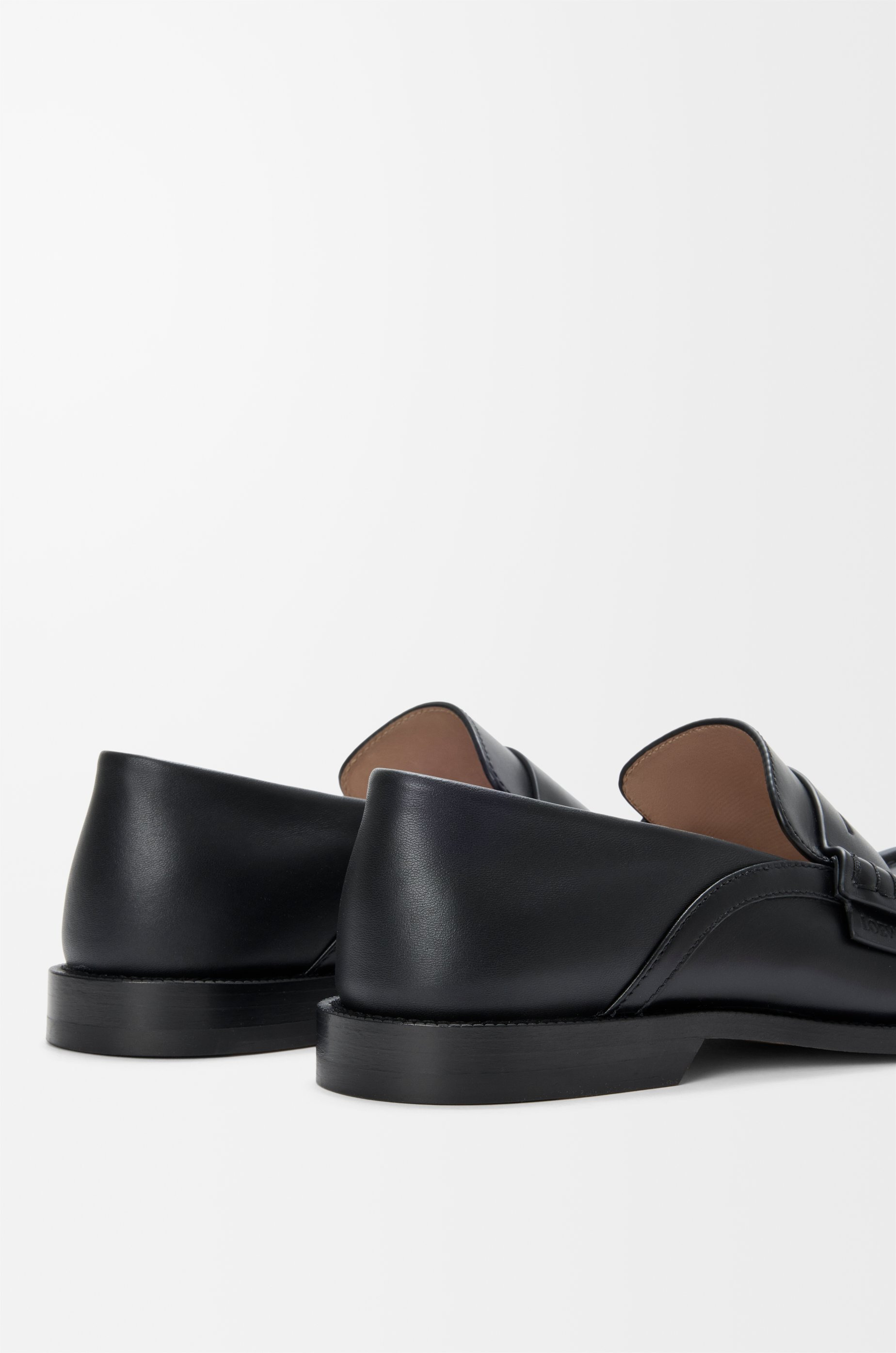 Campo flap back loafer in waxy calfskin - 4