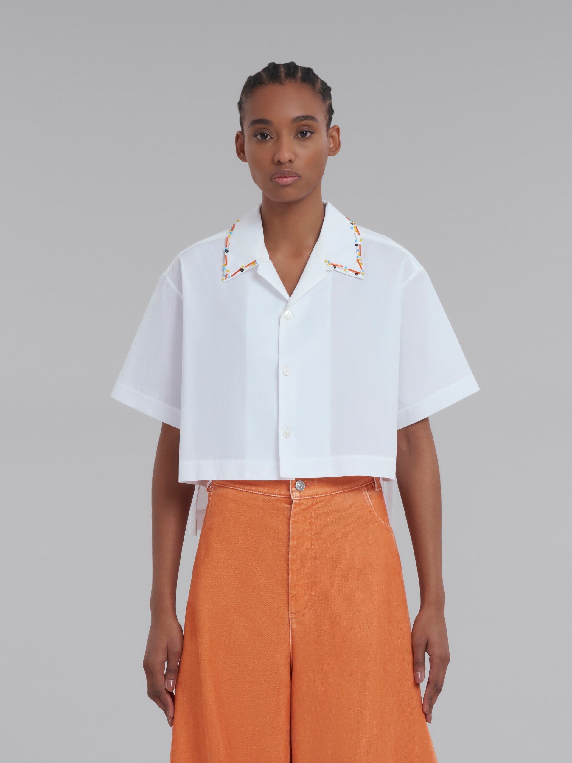 WHITE BIO COTTON CROPPED BOWLING SHIRT WITH BEADS - 2