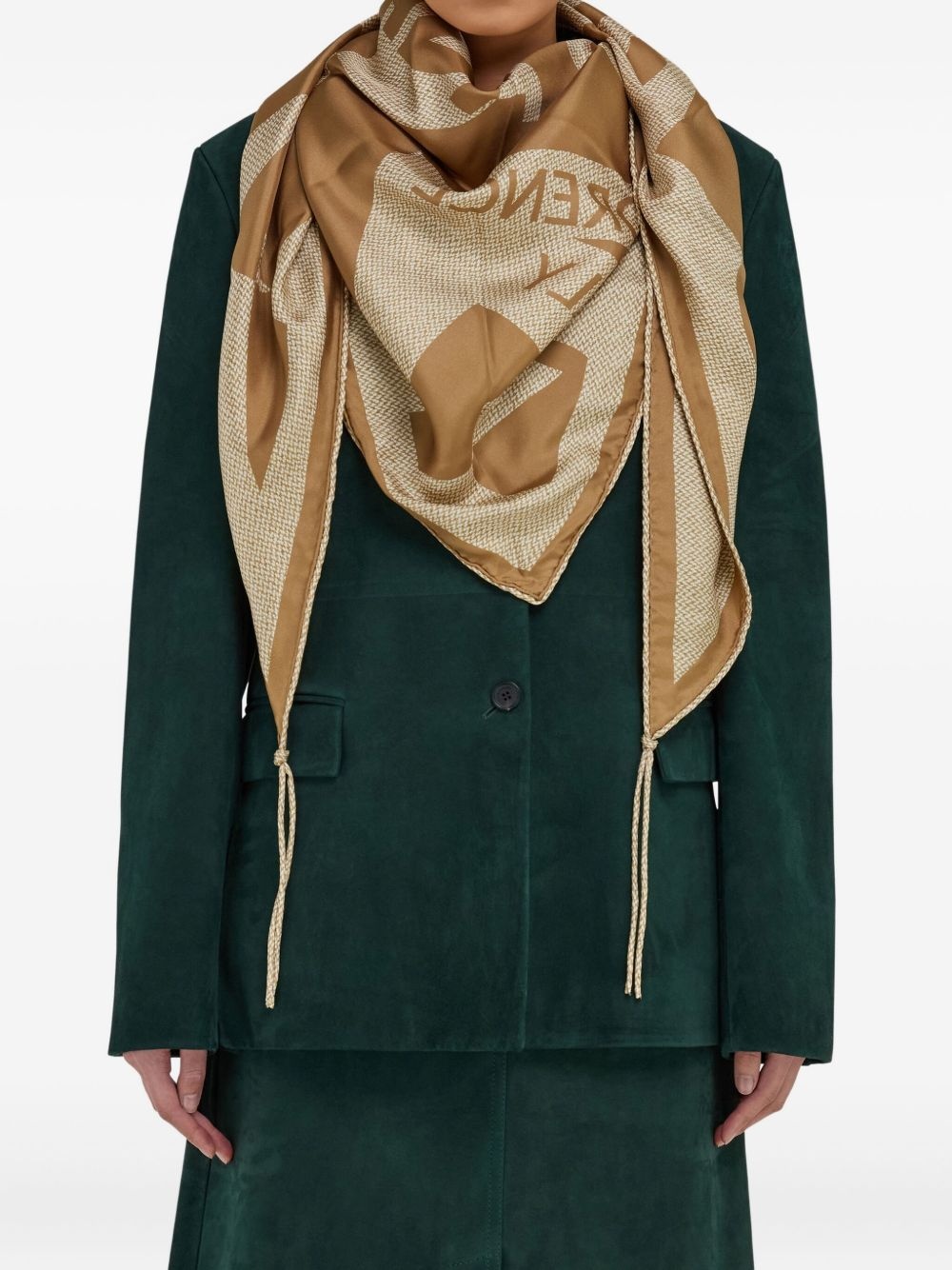 Venna graphic-print triangle scarf - 3