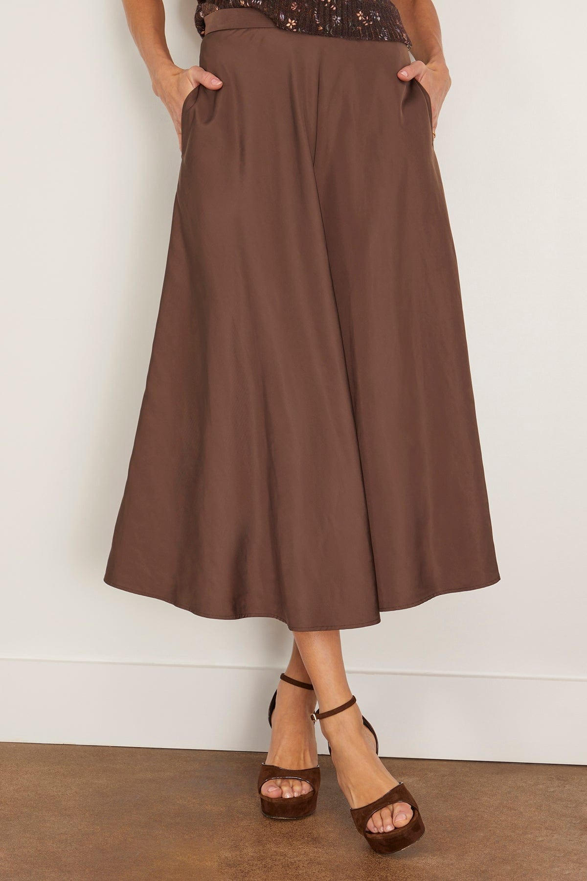 Sporty Elegance Skirt in Dark Chocolate - 3