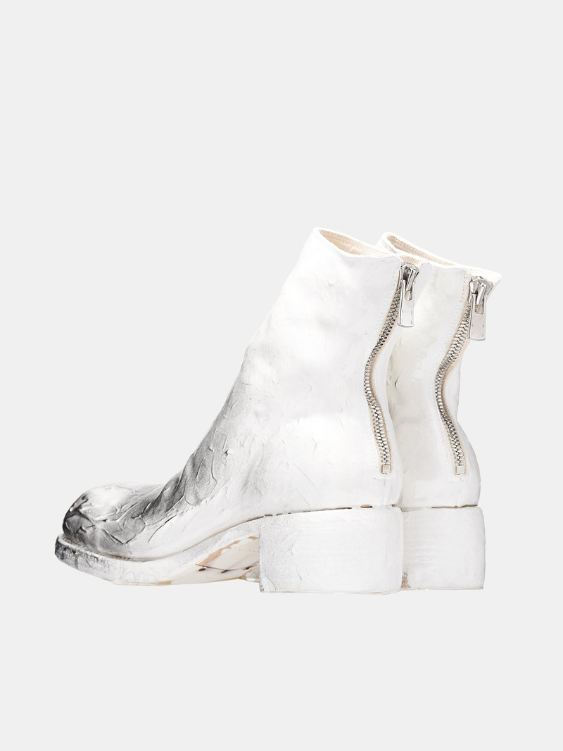 9086 Painted Resin Boots 5