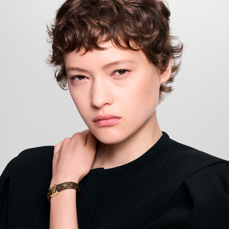 LV Iconic Bracelet 4