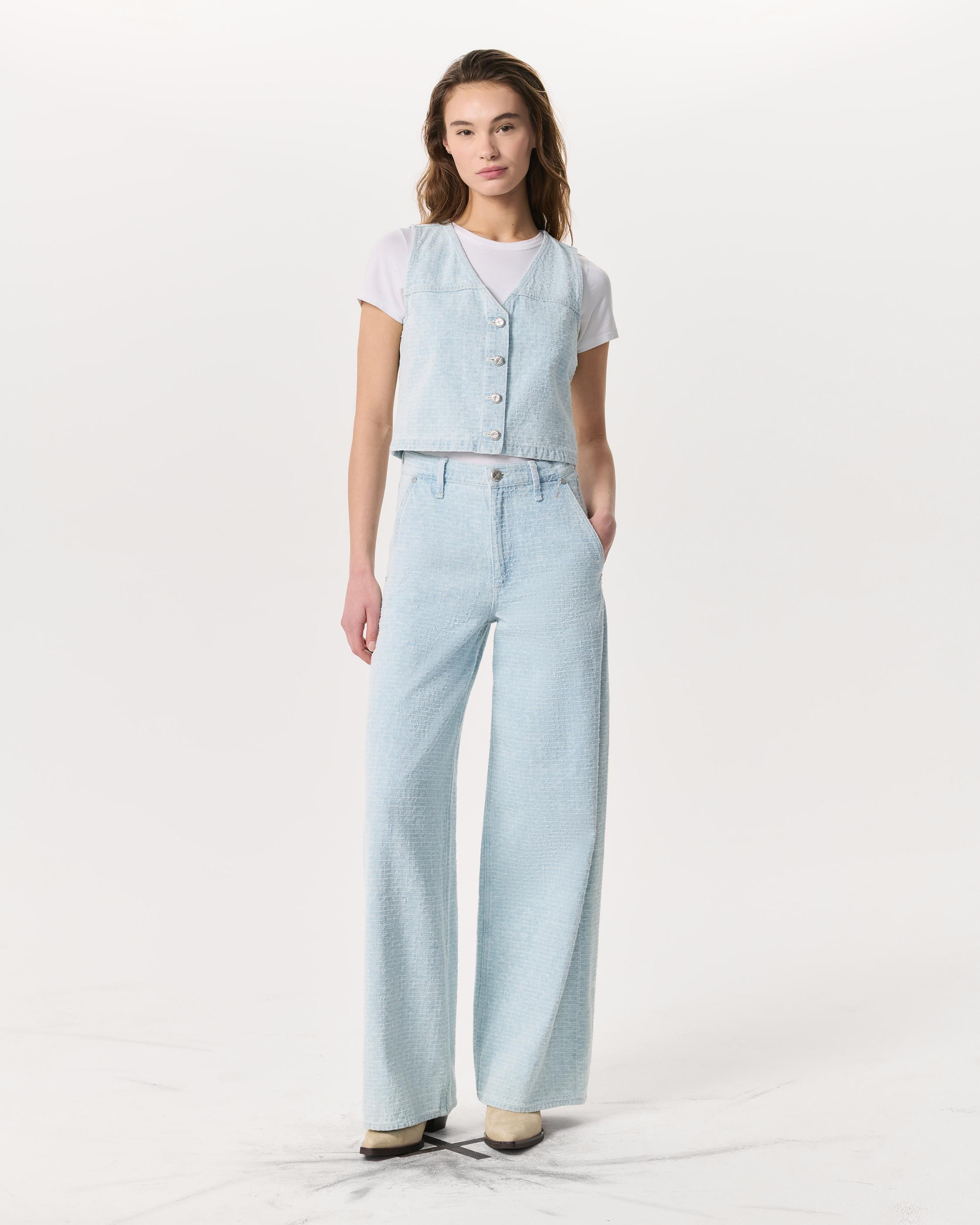 Juliana Textured Denim Vest
Lightweight Rigid Denim - 4