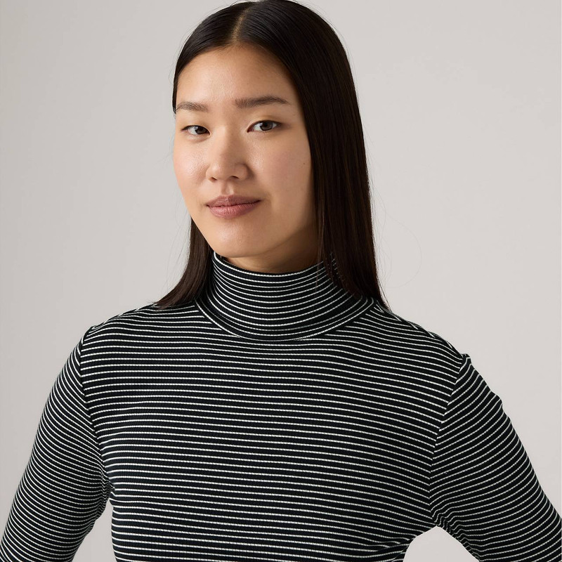 DREAMY TURTLENECK TOP 5