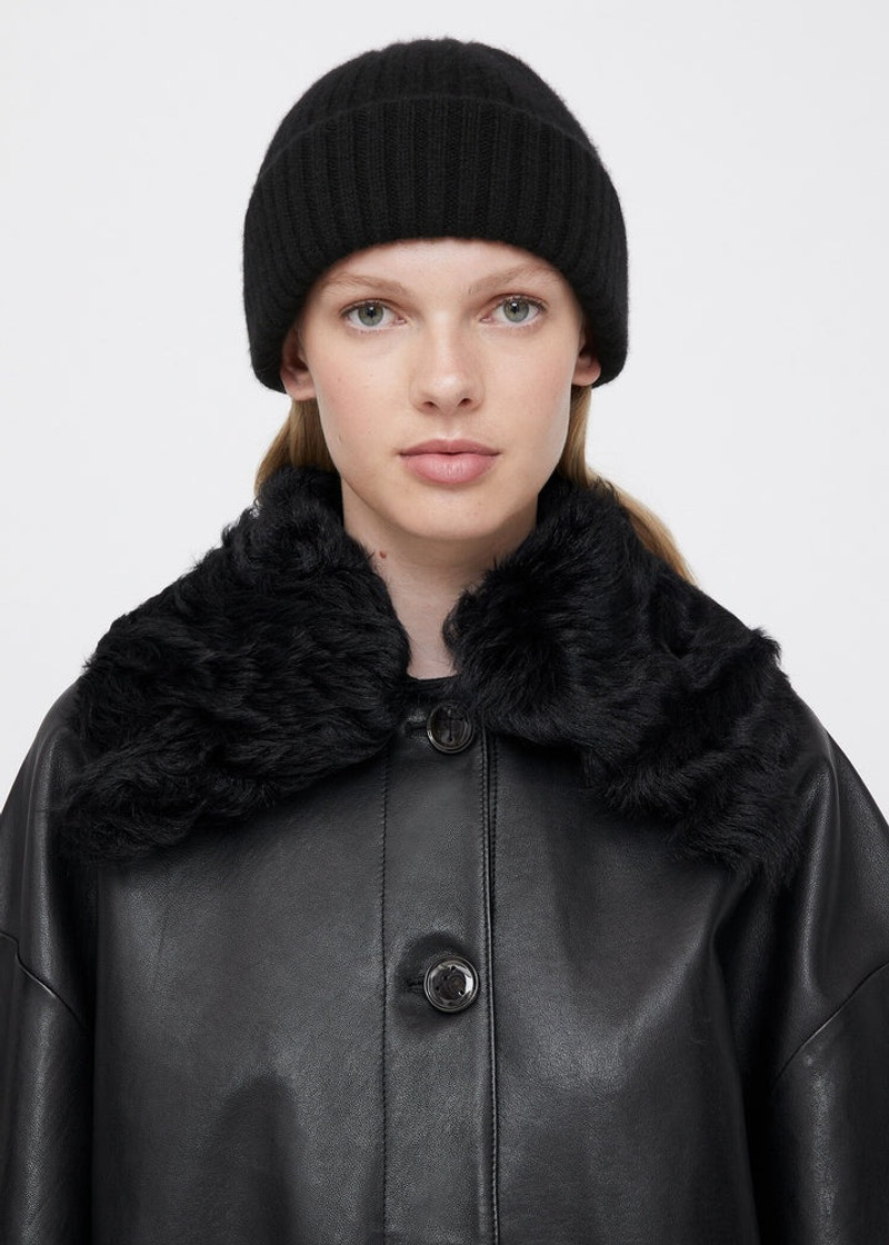 Totême Chunky brim beanie black outlook