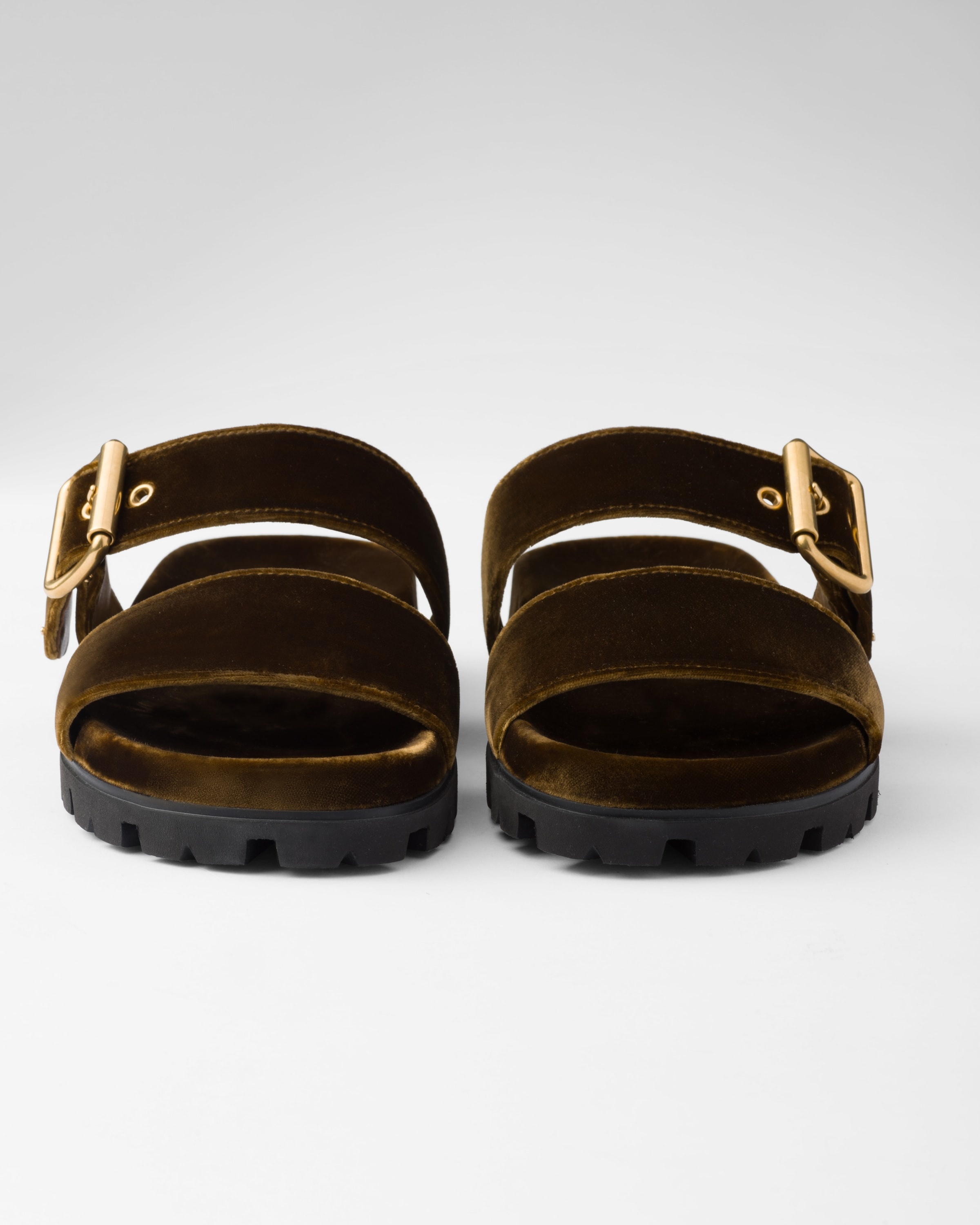 【PRADA】ベルベットのスライド Prada Black Velvet Embellished Buckle Slides Size 39.5 | eBay