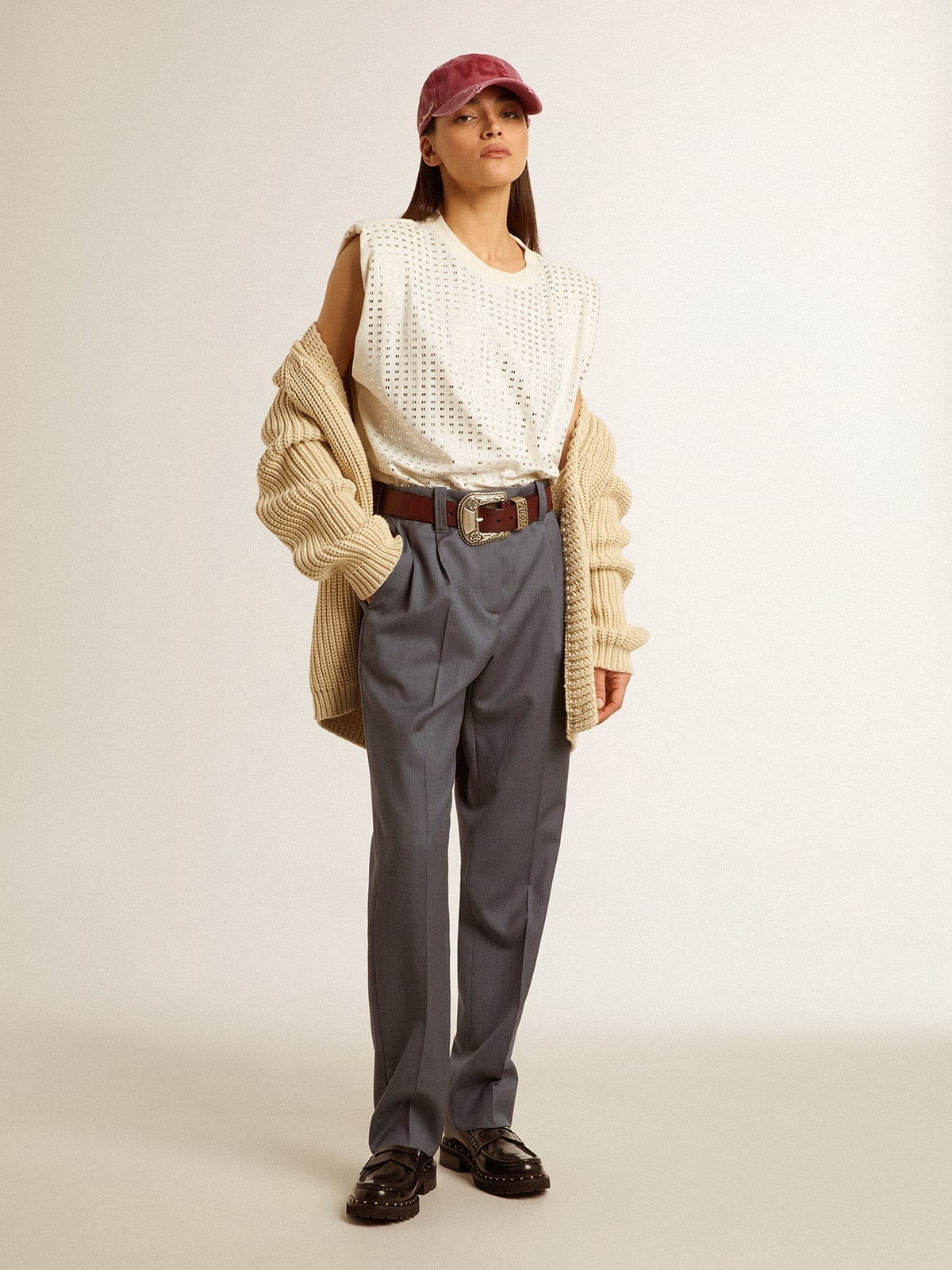 Women's cotton cardigan with embroidery on the front - 3