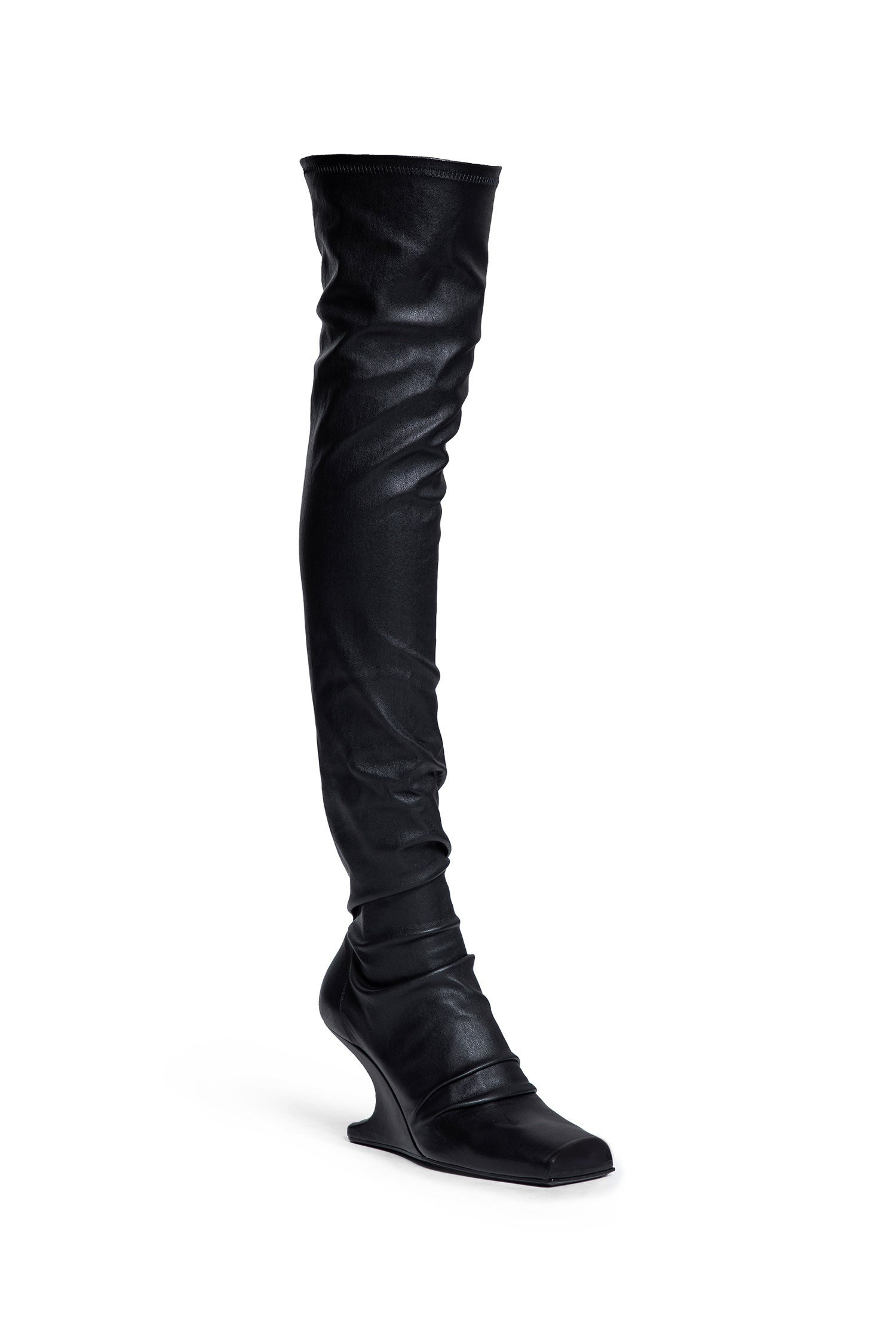 Concordians-Thigh-High-Cantilever-8 - 2