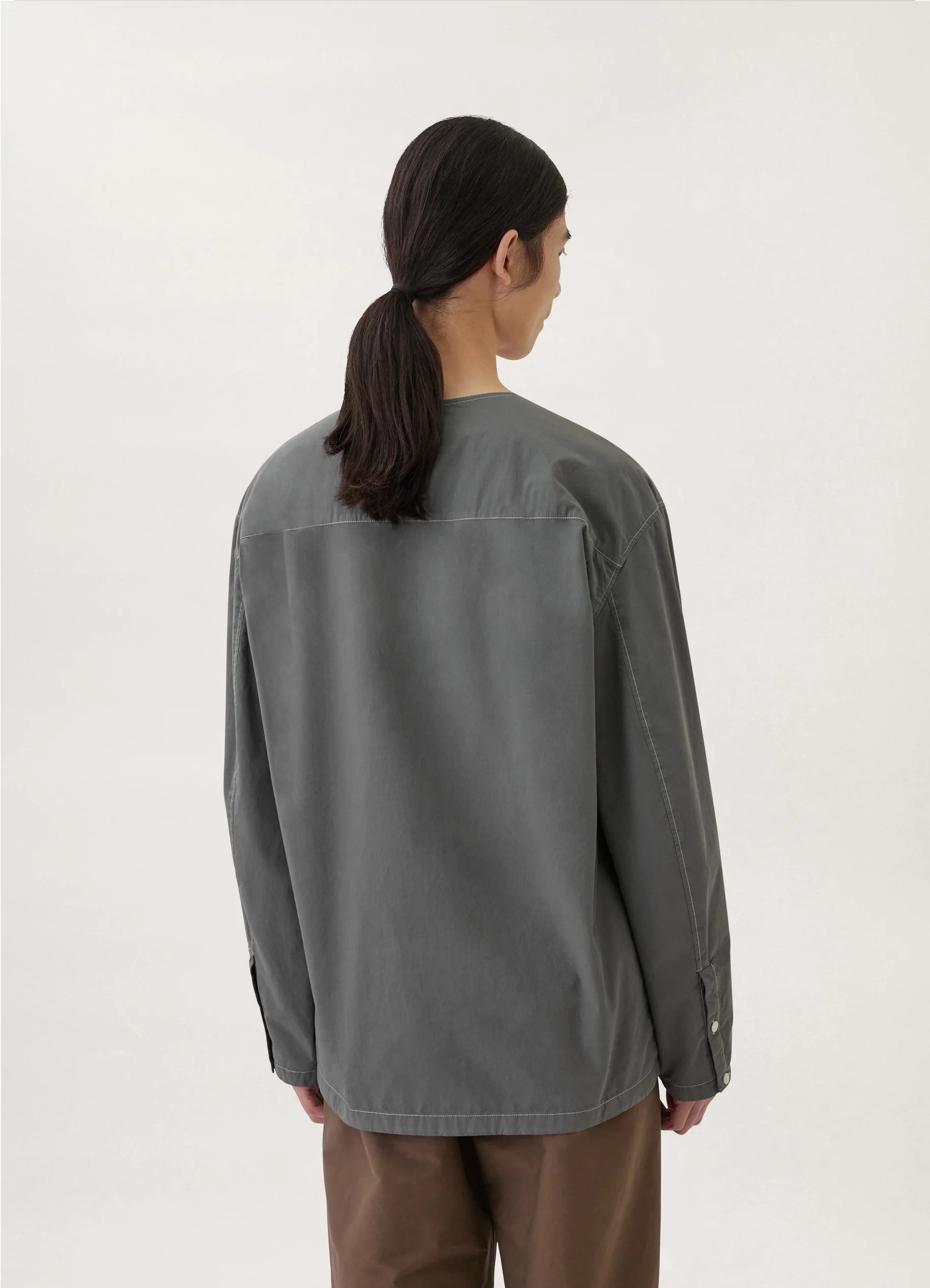 LONG SLEEVES WOVEN T-SHIRT
COMPACT POPLIN - 4
