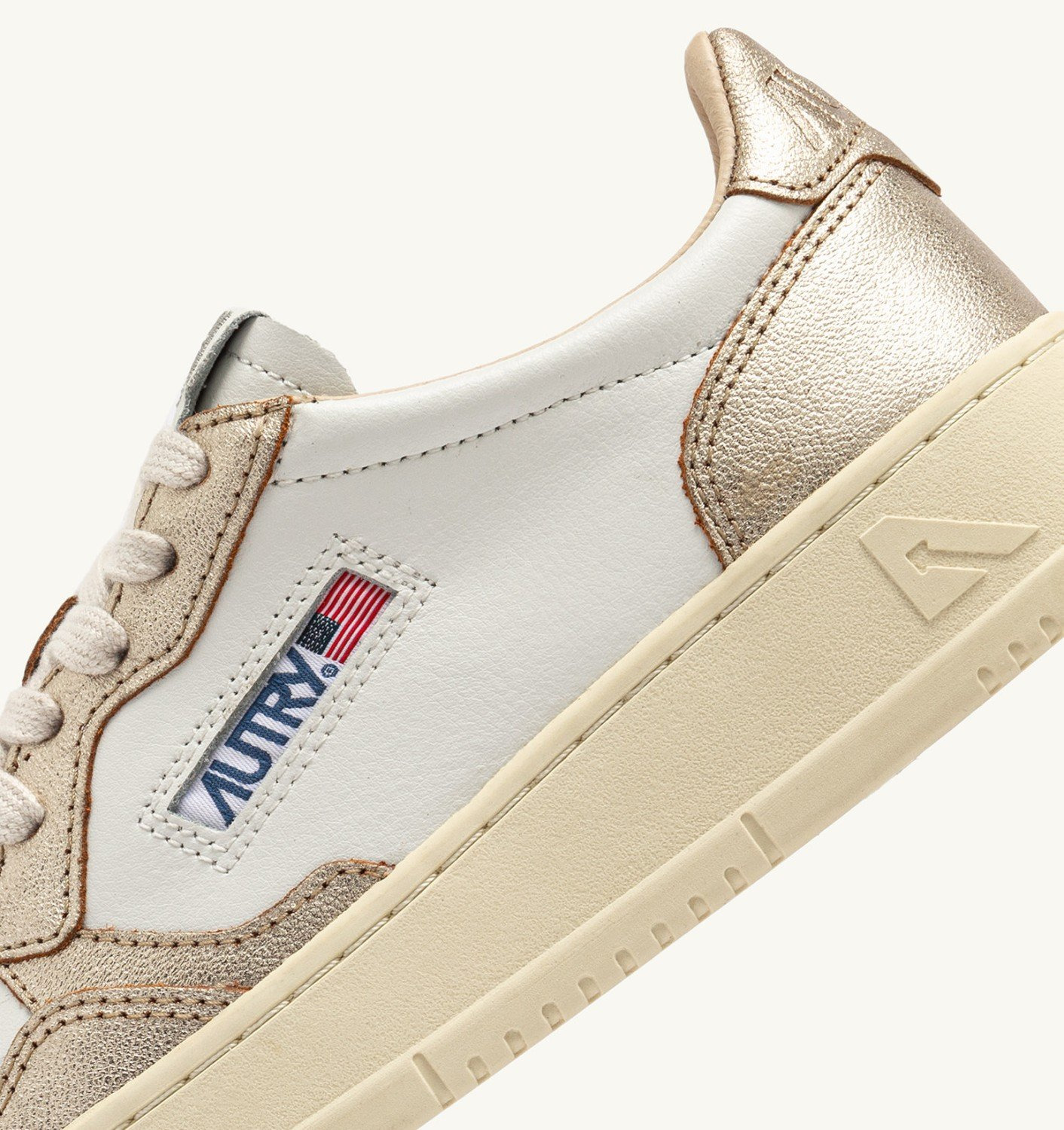 MEDALIST LOW BICOLOR SNEAKERS IN WHITE AND PLATINUM LEATHER - 6