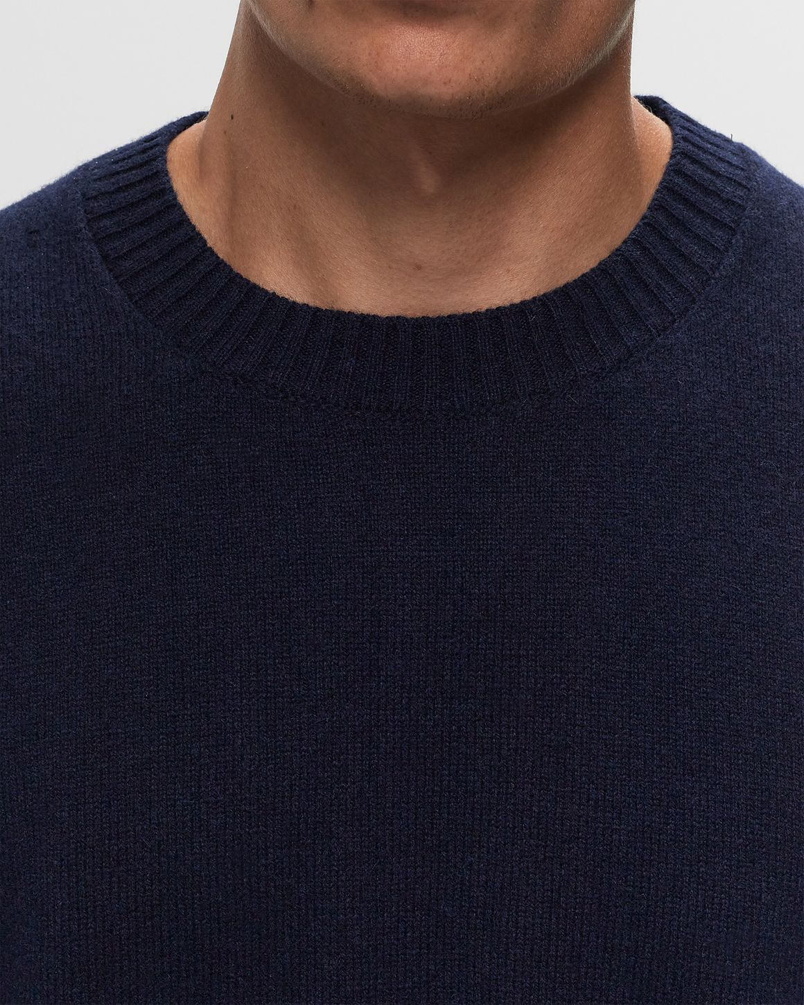 Standard Merino Lambswool Sweater - 3