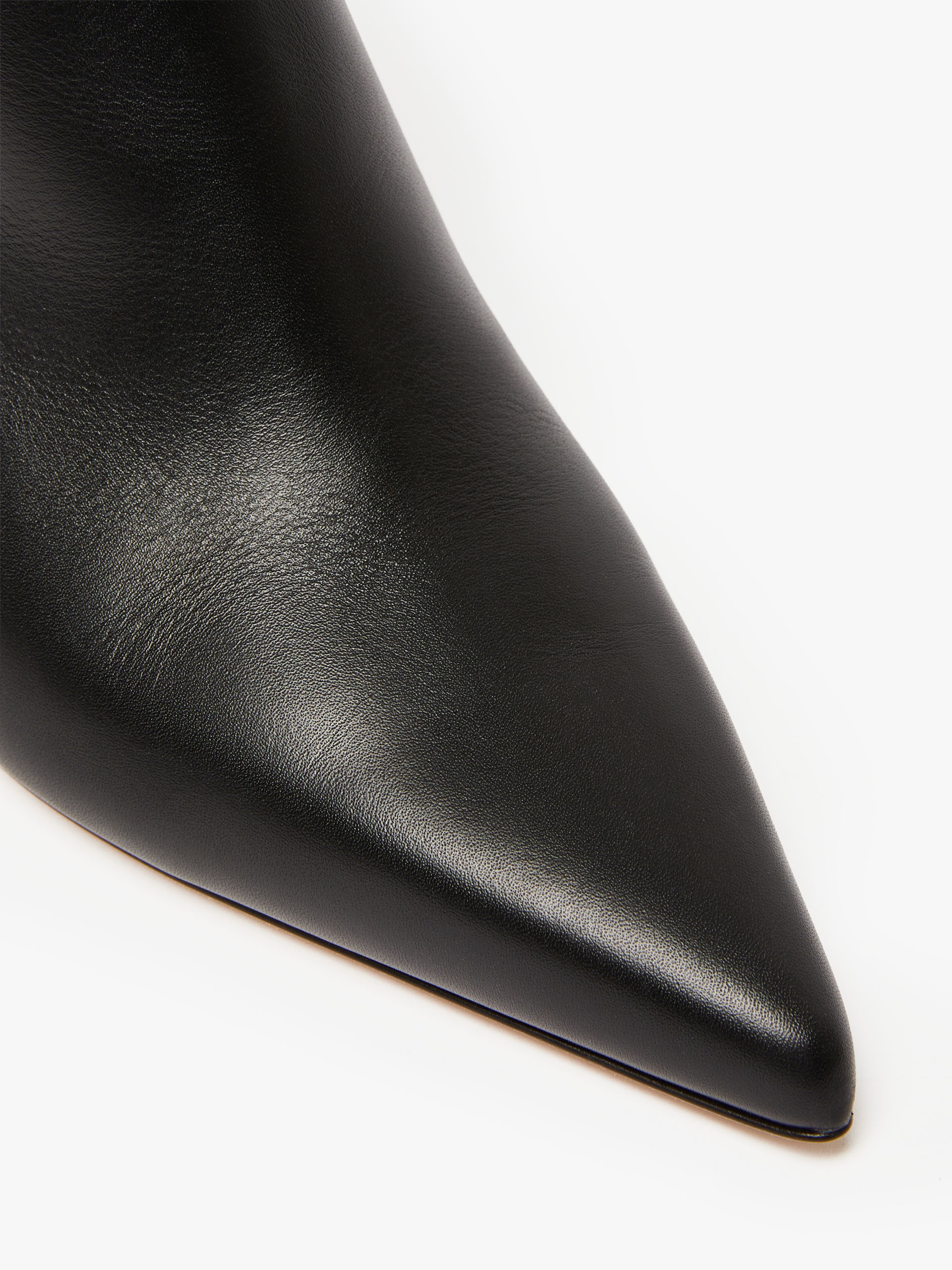 MMBOOTIE Leather ankle boots with zip - 4