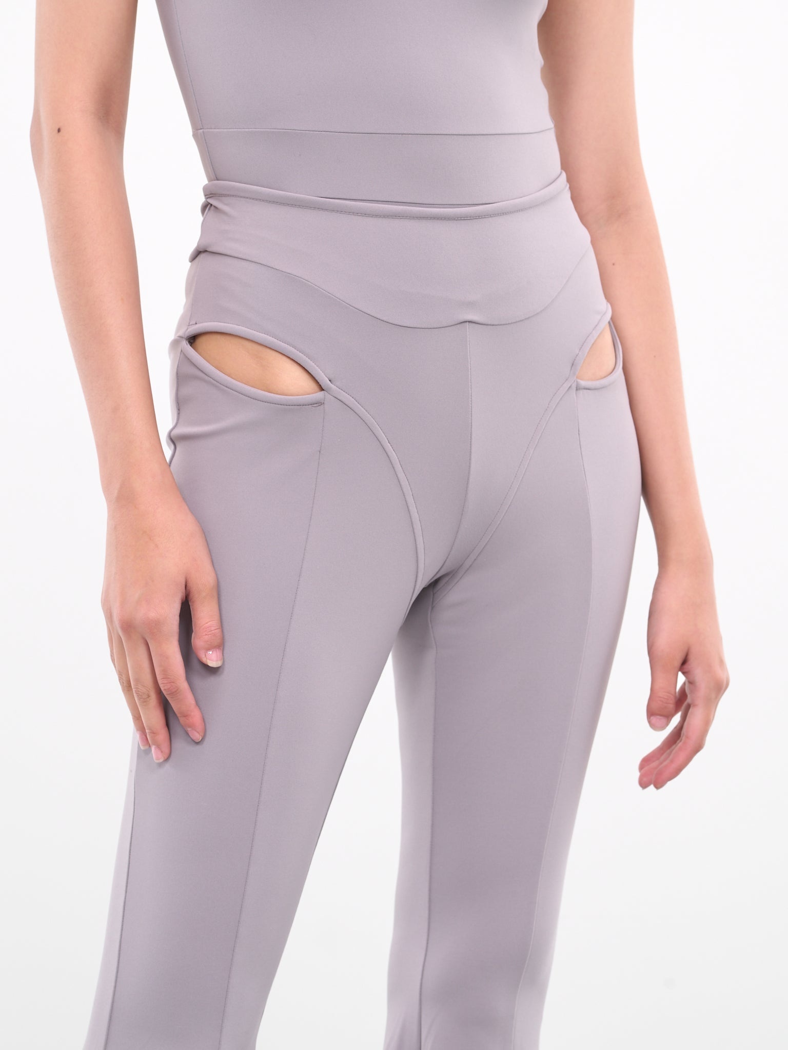 Cut-Out Pants - 4