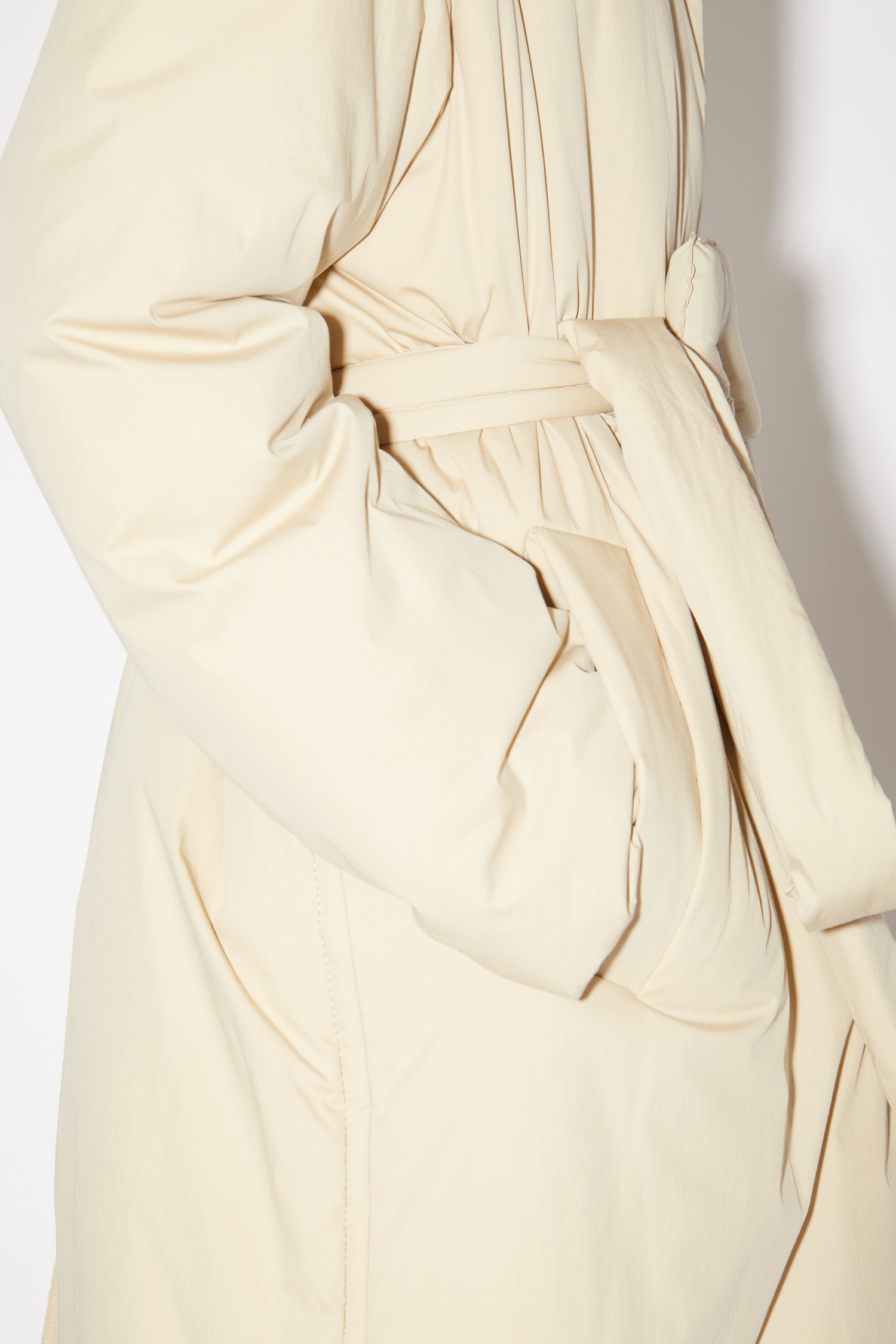 Belted padded coat - Beige - 7