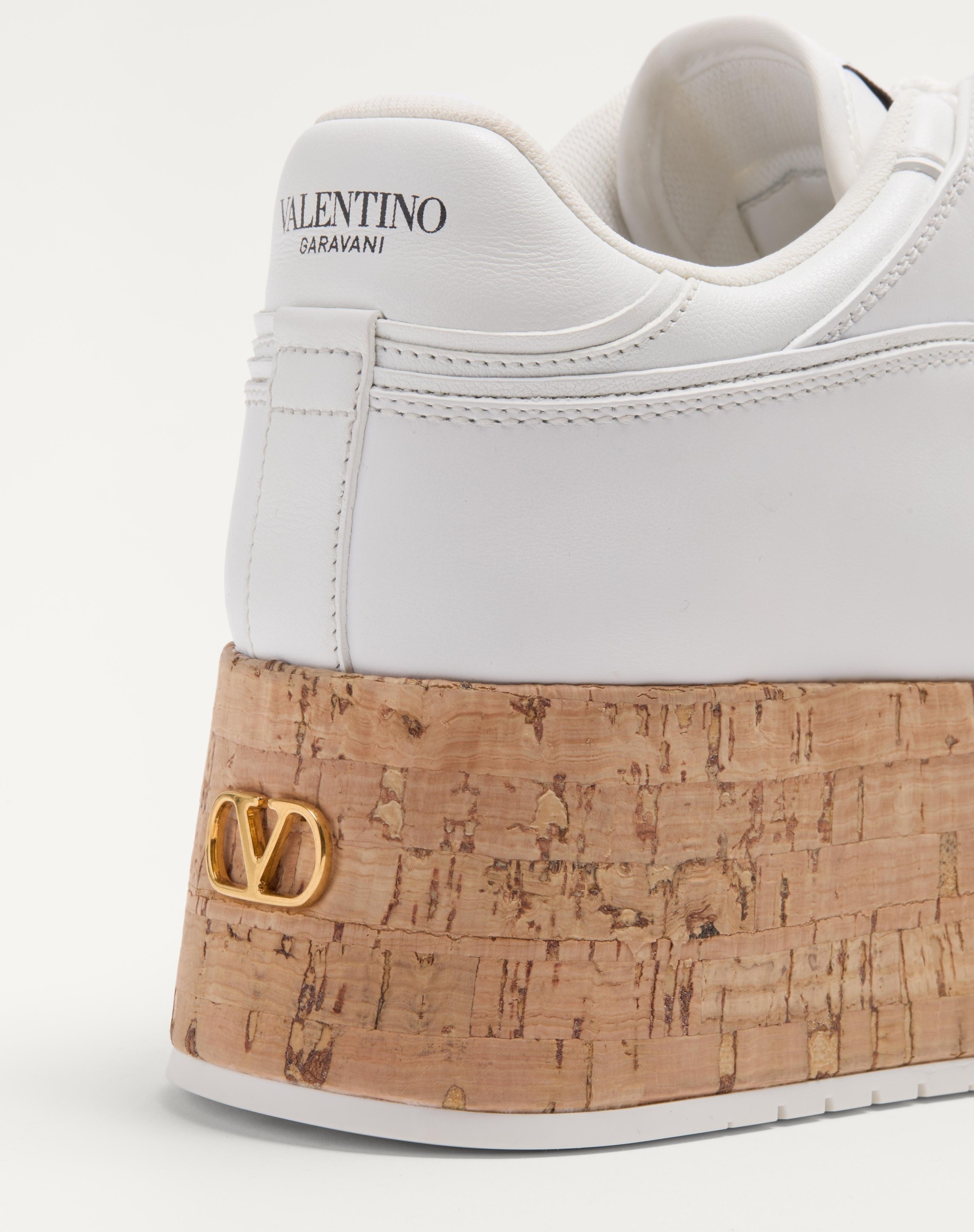 Valentino FREEDOTS XL CALFSKIN AND CORK SNEAKER | REVERSIBLE
