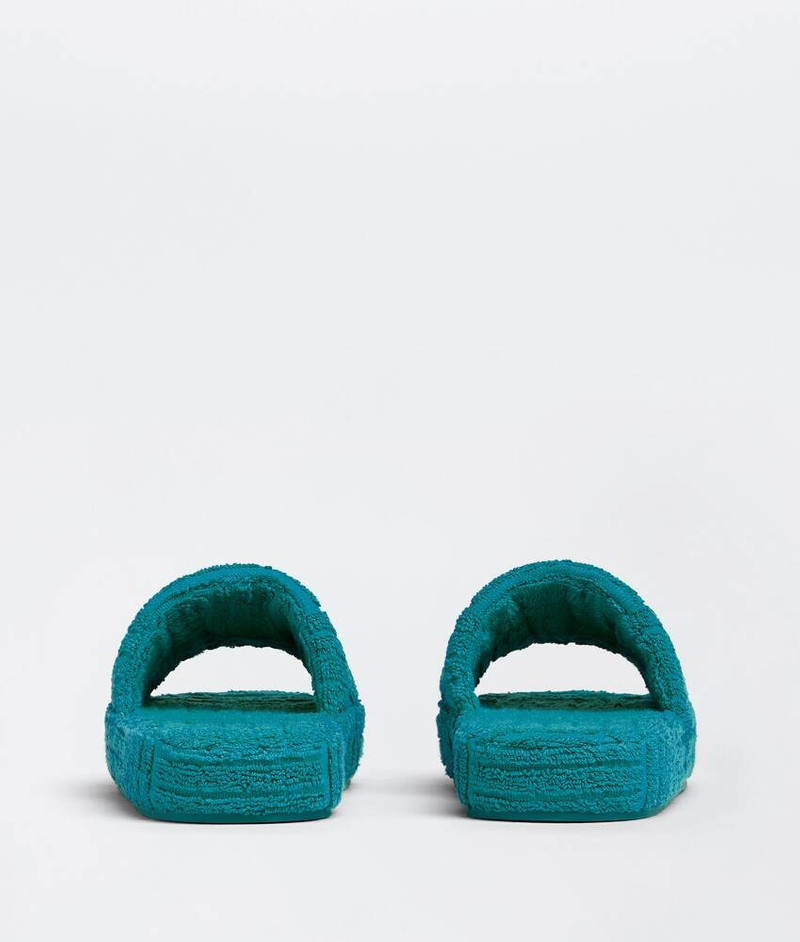Bottega Veneta resort sponge outlook