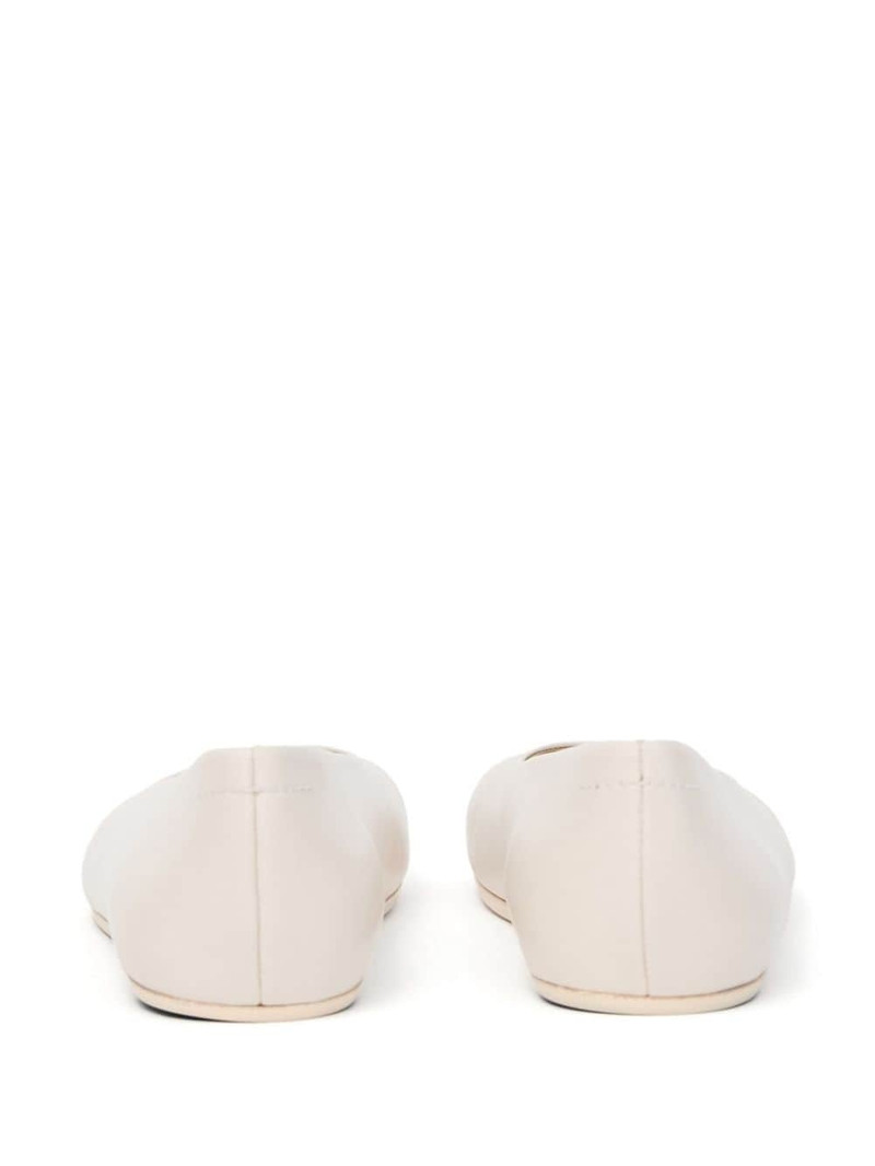 Stitch-out leather ballerinas 3