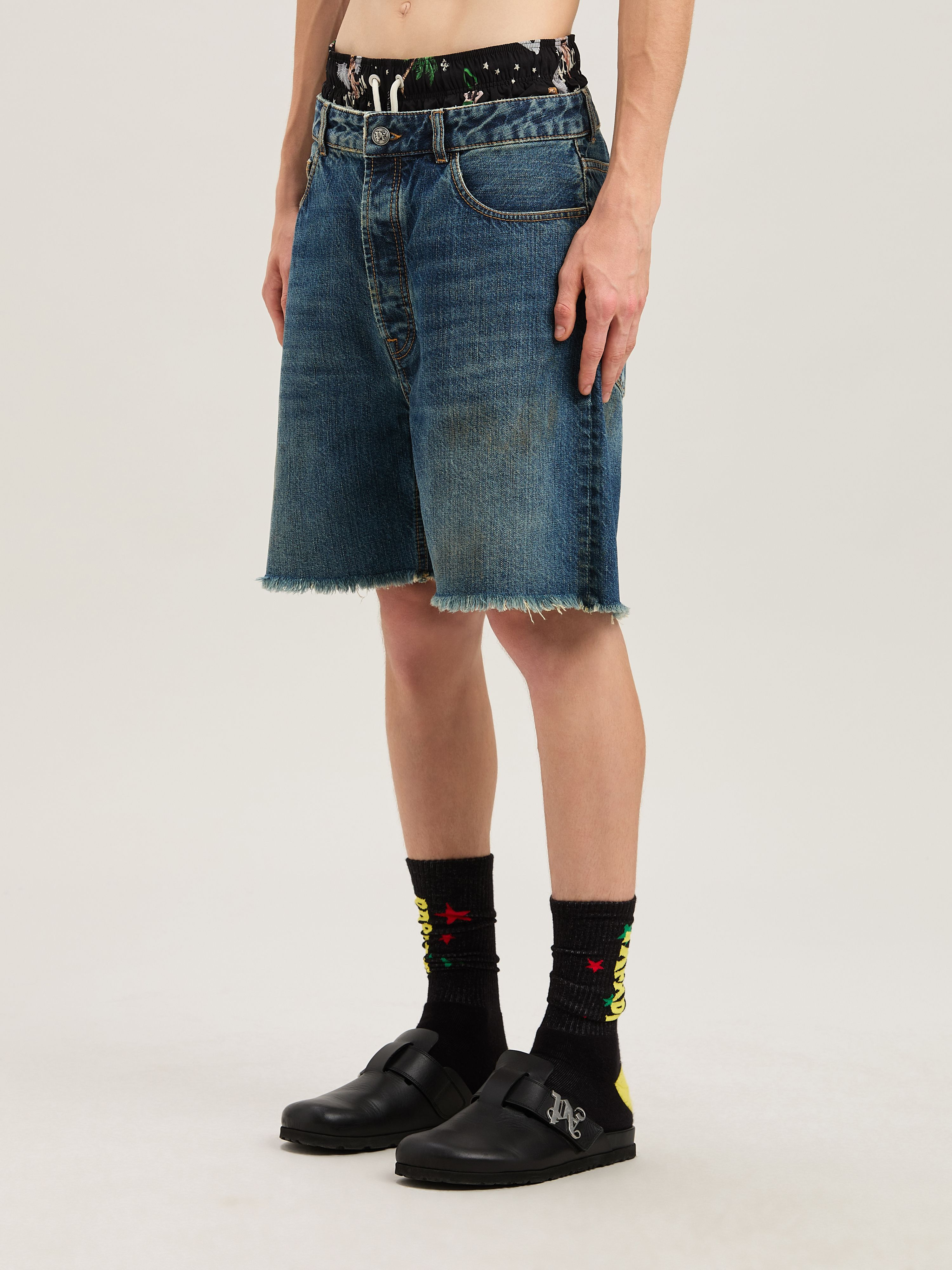 Lasered Curved Logo denim shorts - 4