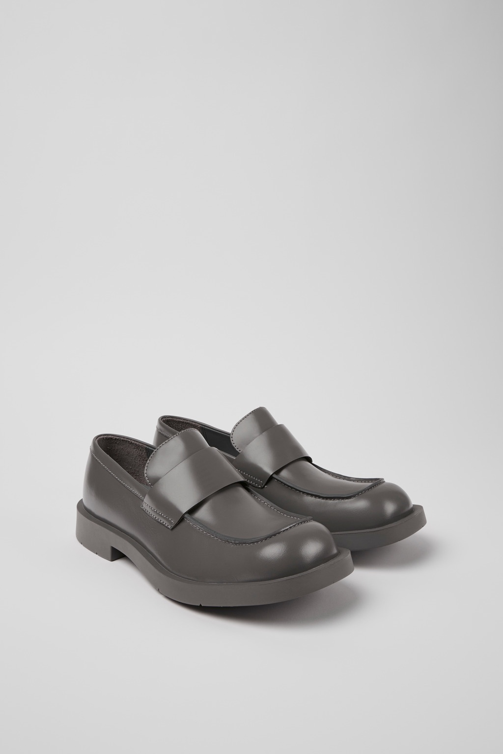 Gray leather loafers - 2