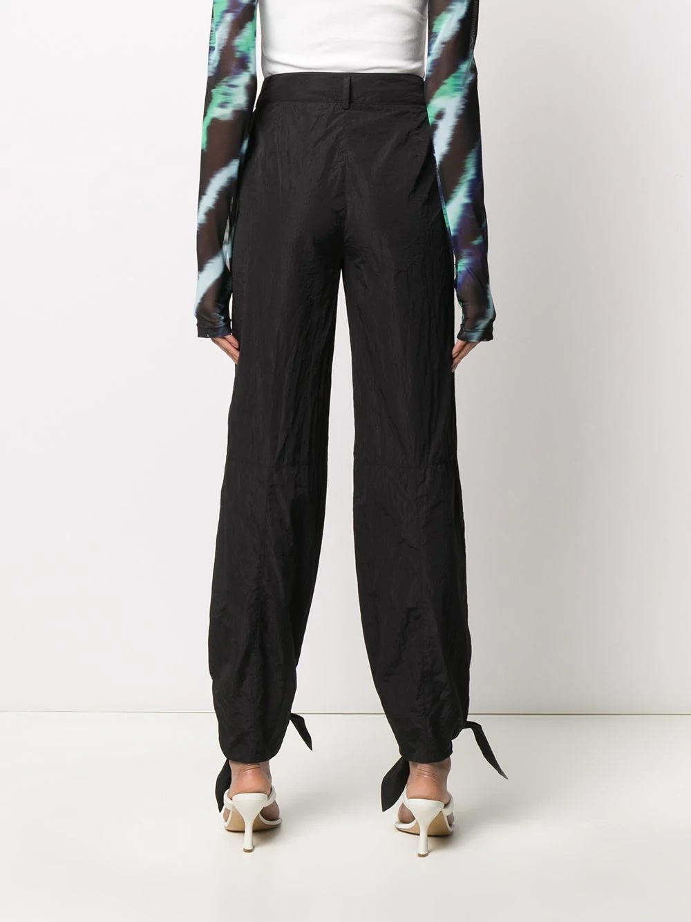 bow-hem logo print trousers - 4