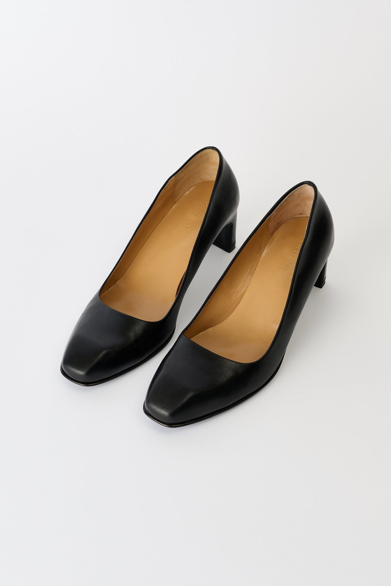 Karasu Pump Black Tensile Cattle Hide 7