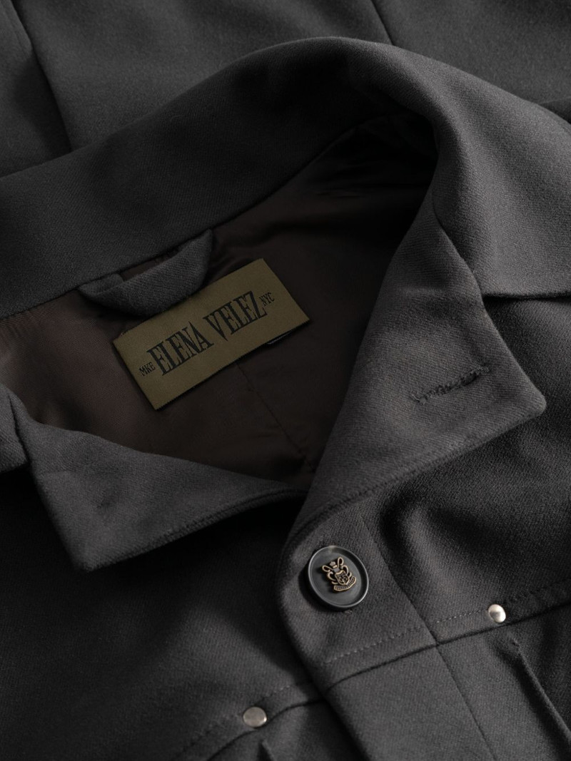 pleated button-fastening coat 3