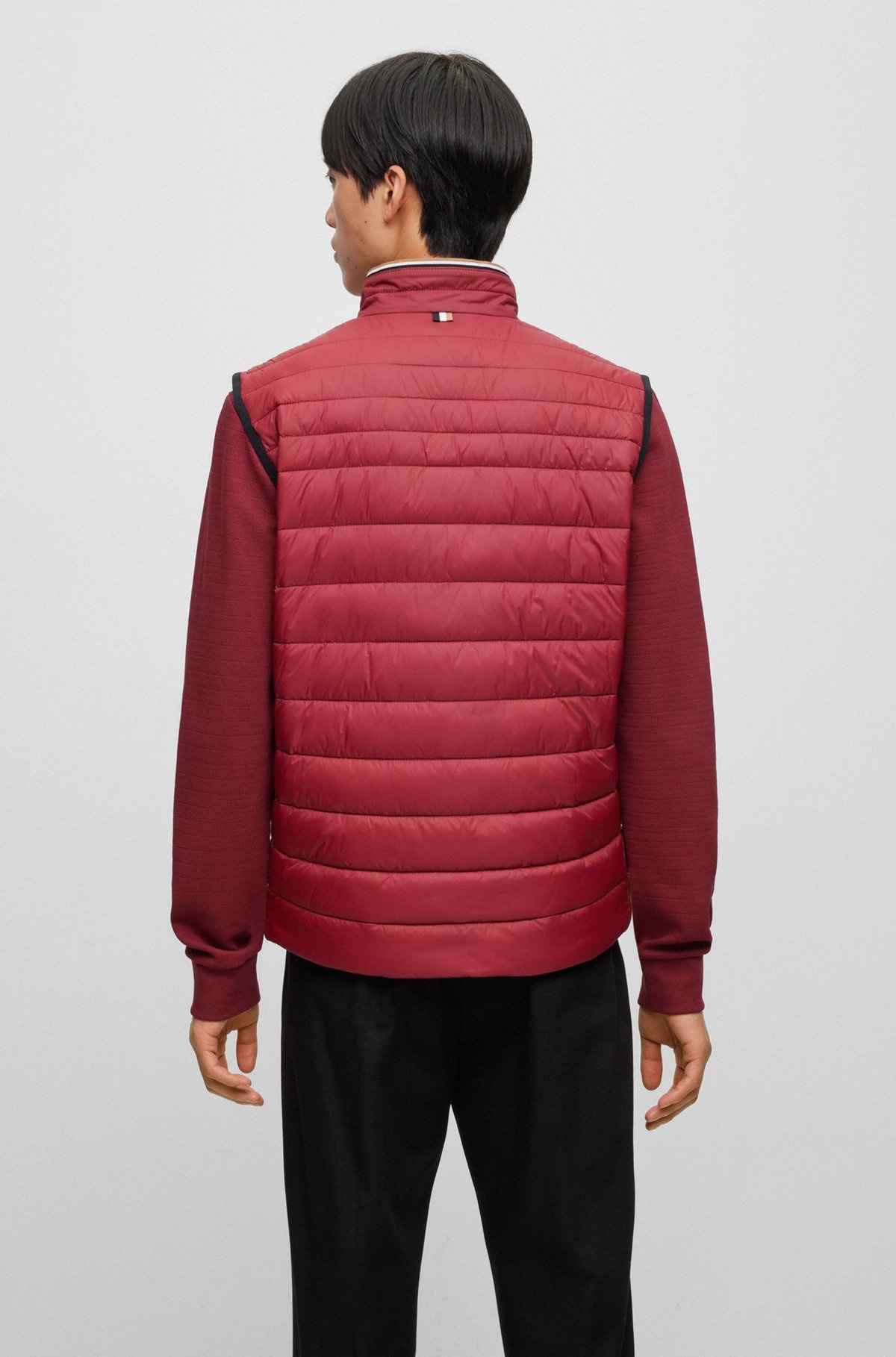 WATER-REPELLENT GILET WITH 3D-LOGO TAPE - 4
