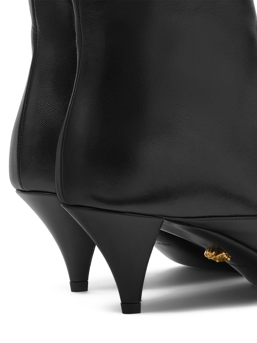 Medusa head pointed-toe boots - 3