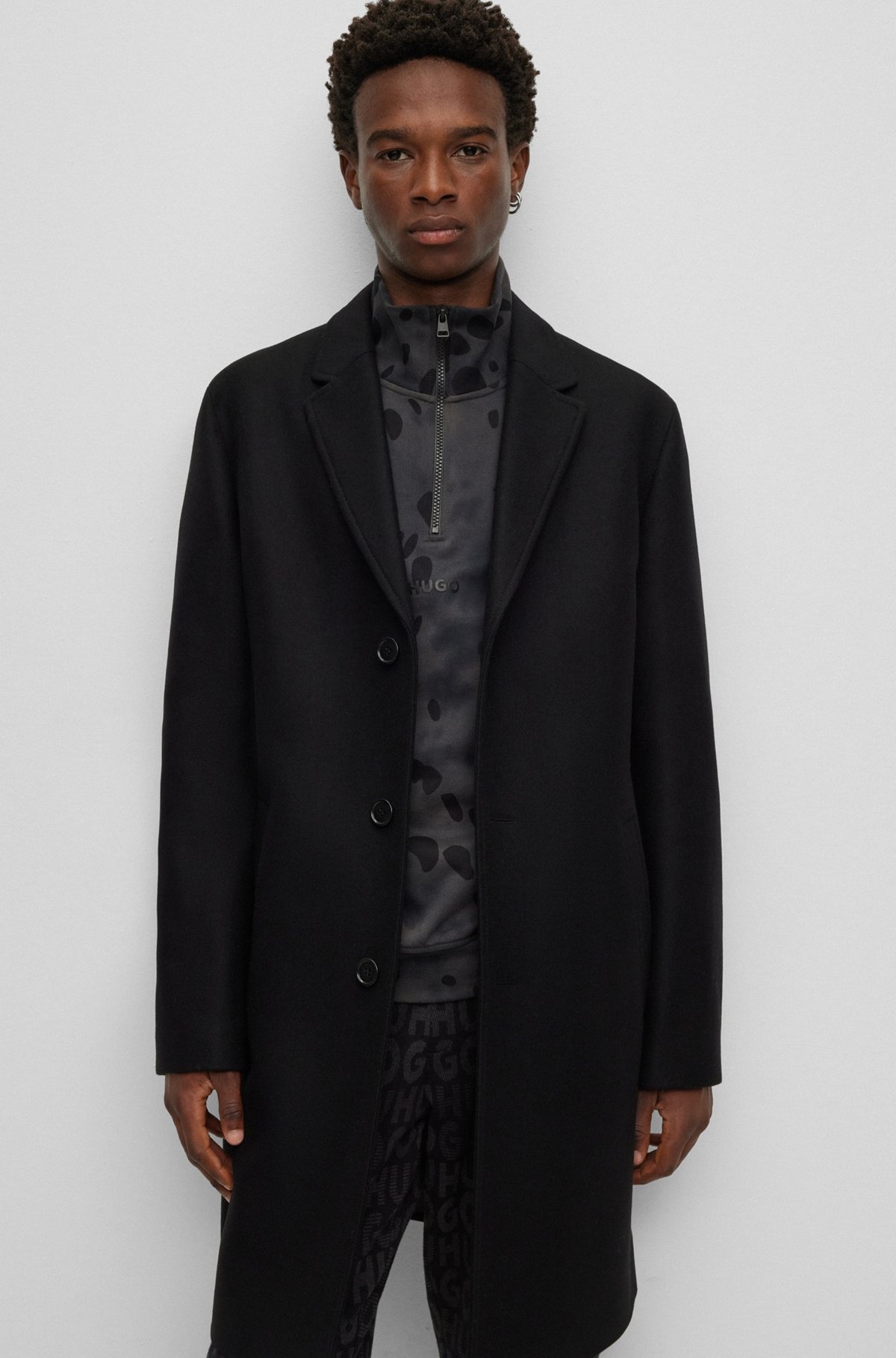 WOOL-BLEND COAT WITH IVORY-NUT BUTTONS - 6