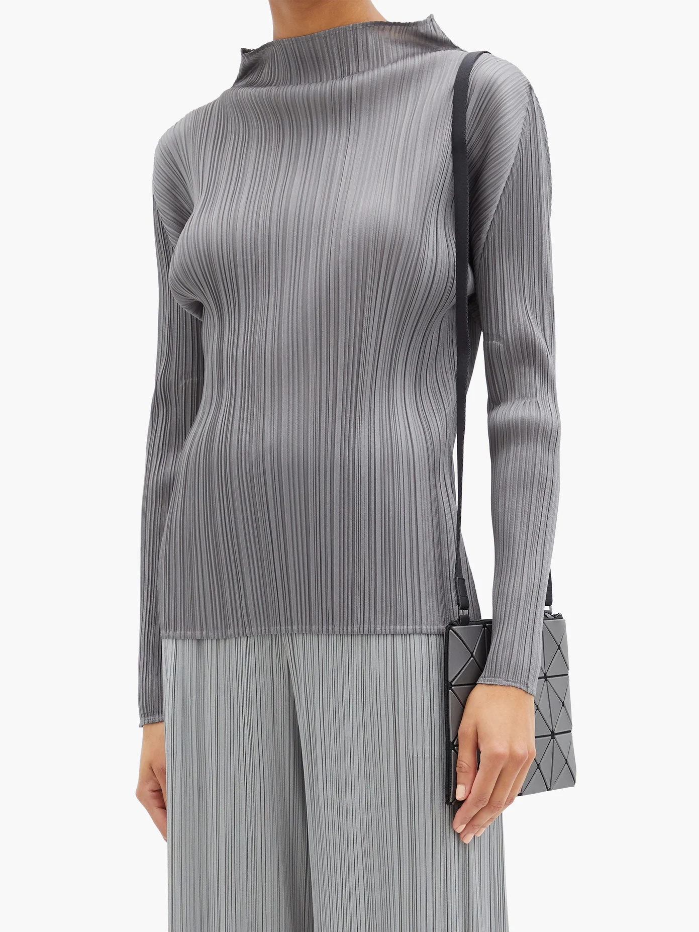 High-neck technical-pleated top - 6